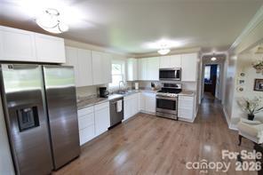 Single Family Residence at 902 Carmel Drive, Gastonia, photo 8 of 28