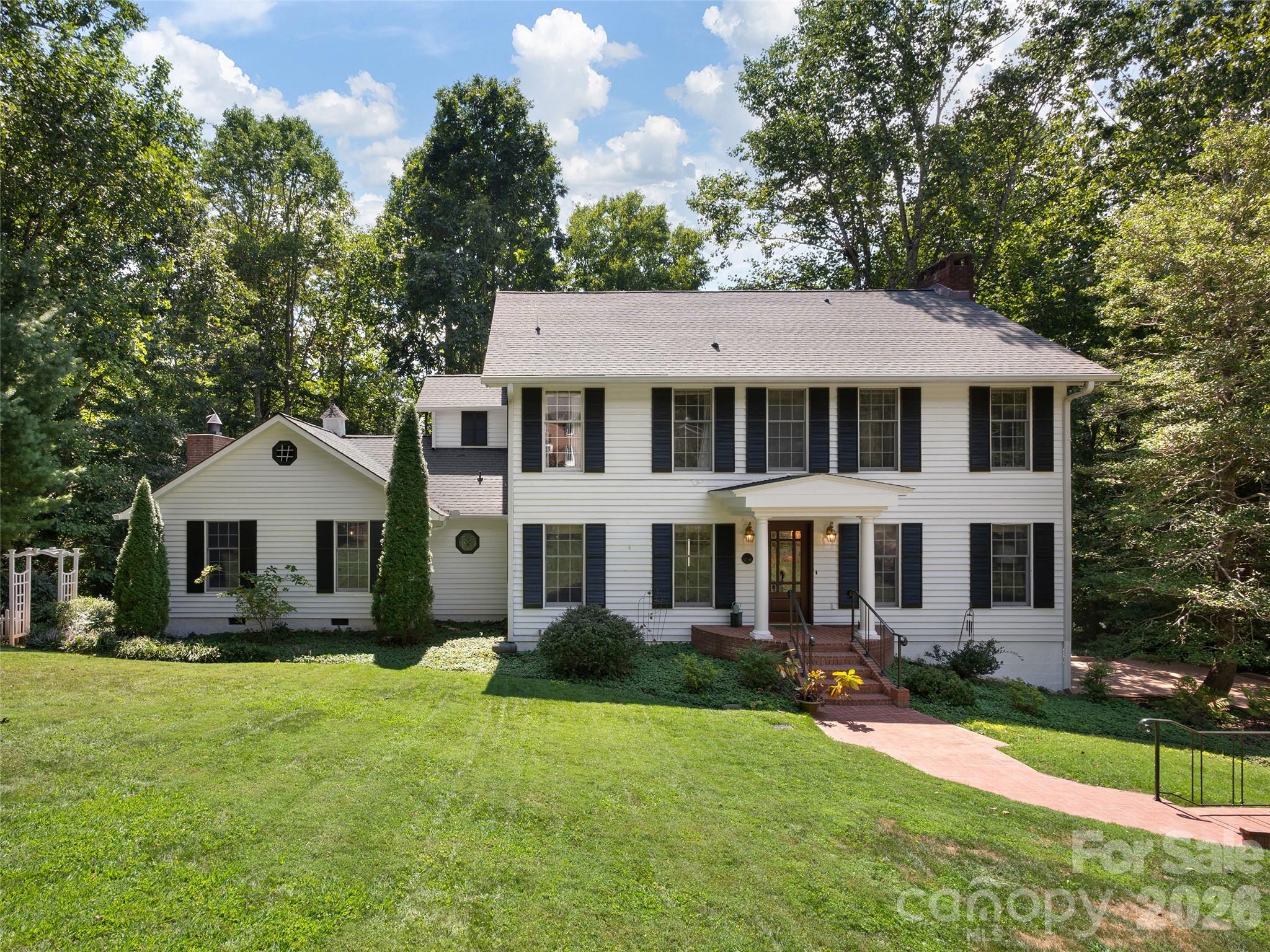 Curb Appeal galore + usable front yard - 440 Sondley Woods Place, Asheville