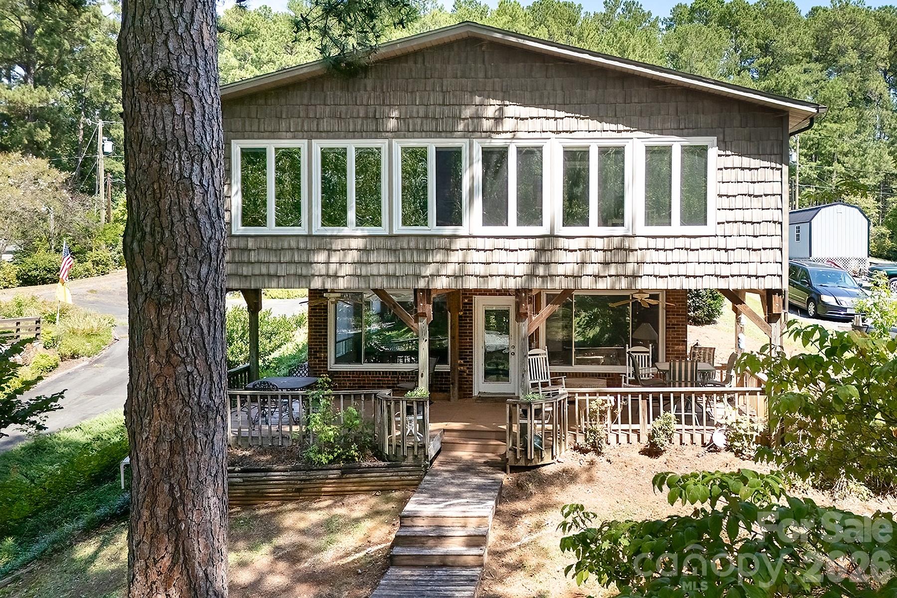 Single Family Residence at 334 Fairway Shores Road, Mount Gilead, photo 3 of 31
