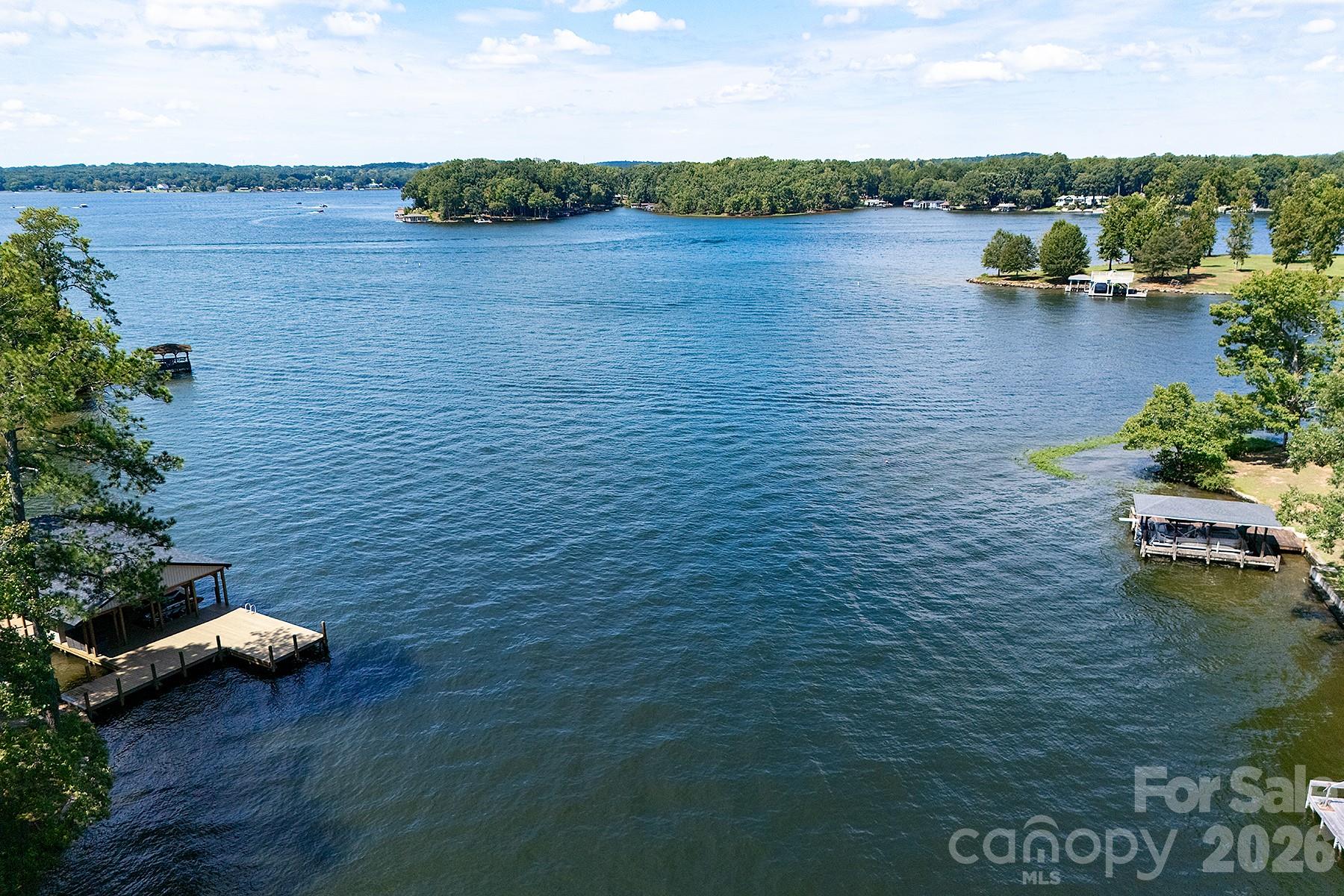 Single Family Residence at 334 Fairway Shores Road, Mount Gilead, photo 5 of 31