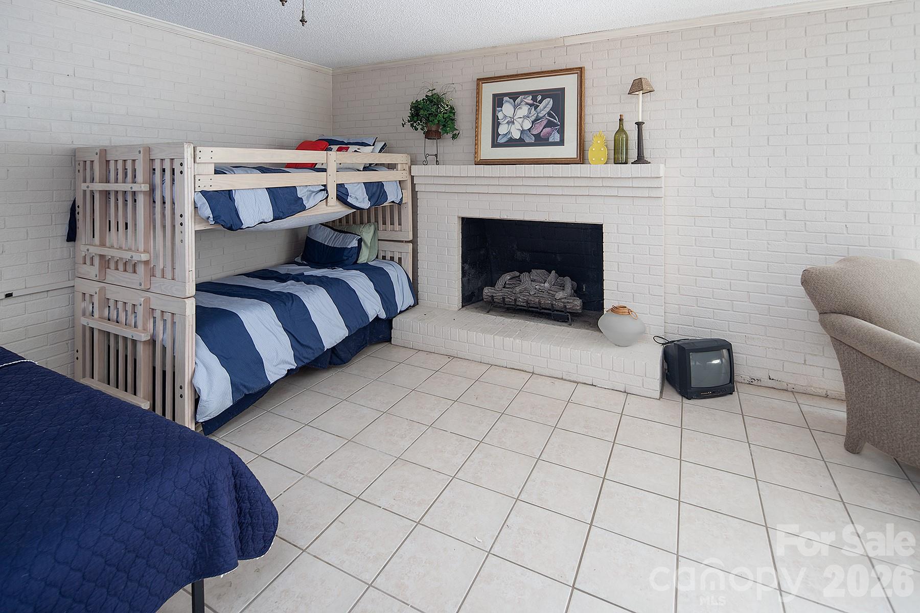 Single Family Residence at 334 Fairway Shores Road, Mount Gilead, photo 20 of 31