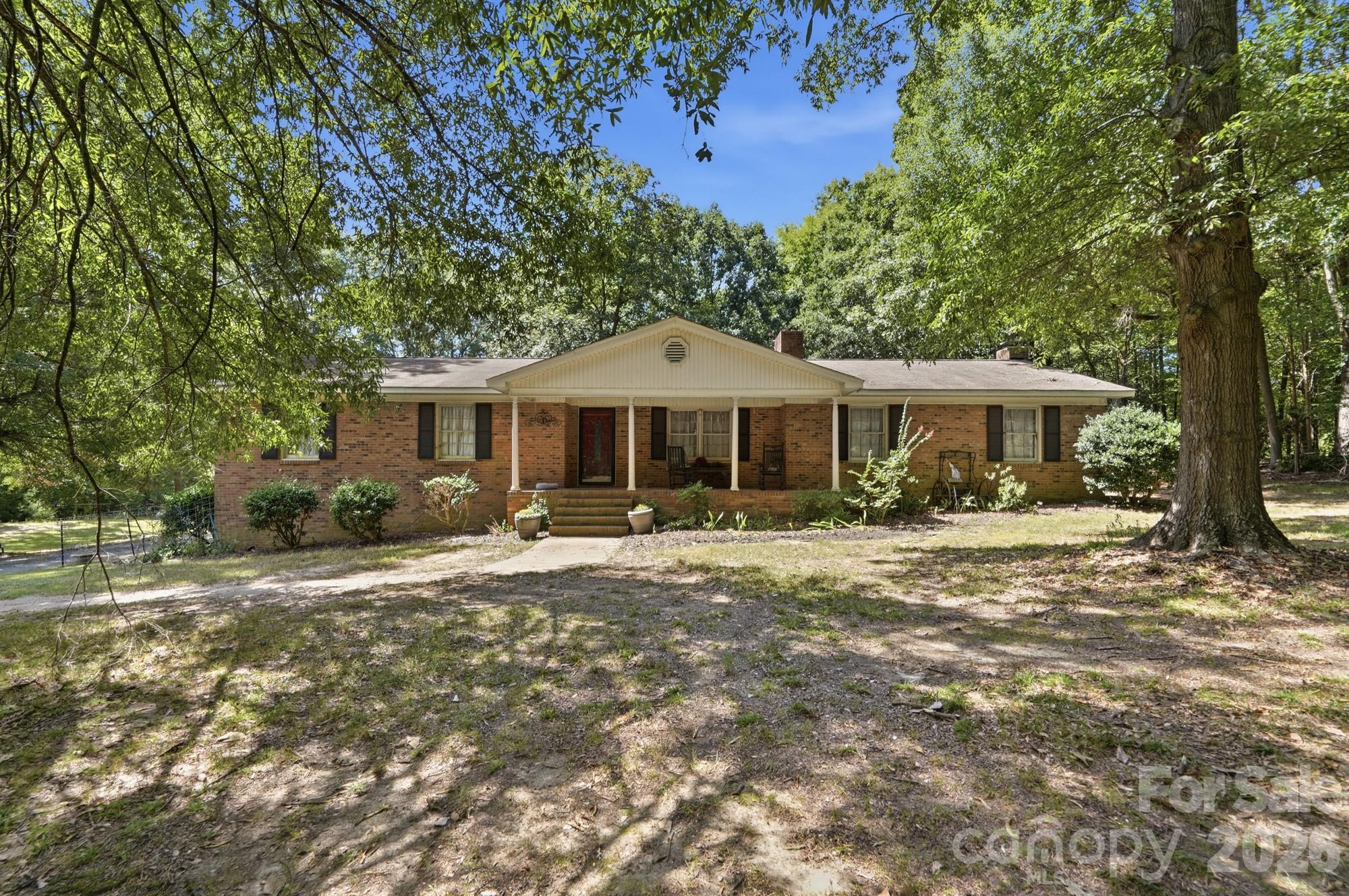 4323 Weddington Road