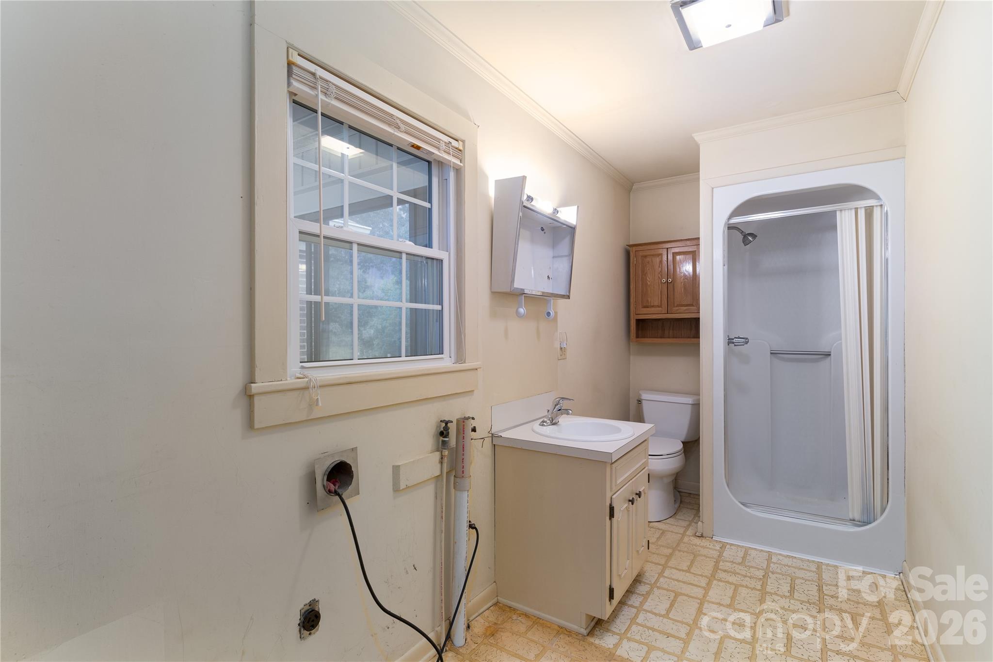 BEFORE- Full bath off kitchen area - 5271 Harris Farm Road, Hickory