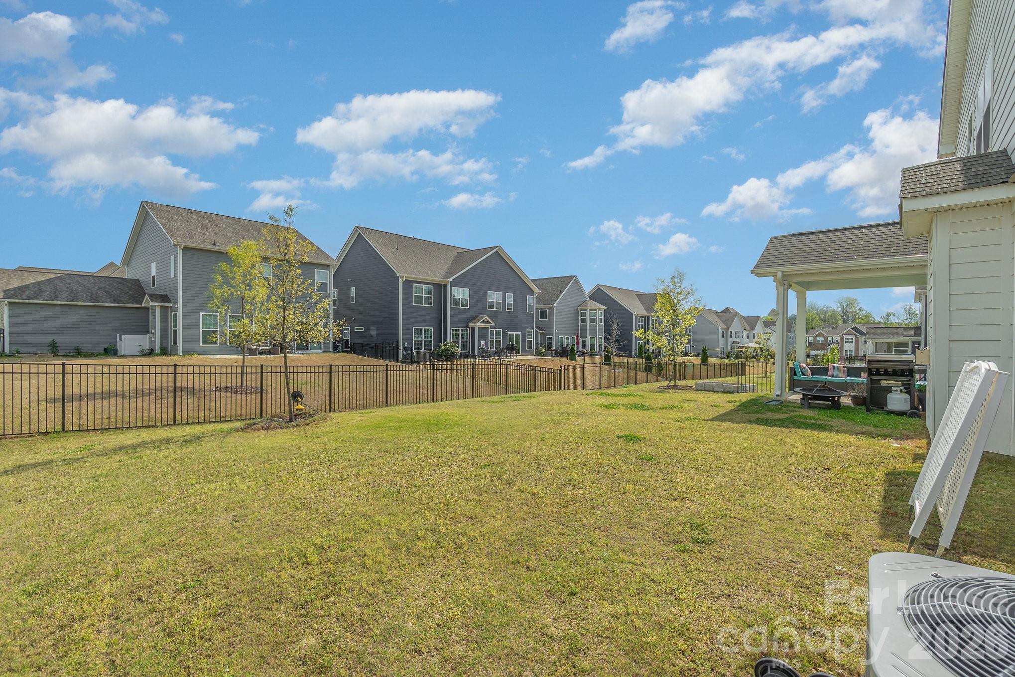 Single Family Residence at 12917 Hindcross Drive, Huntersville, photo 34 of 35