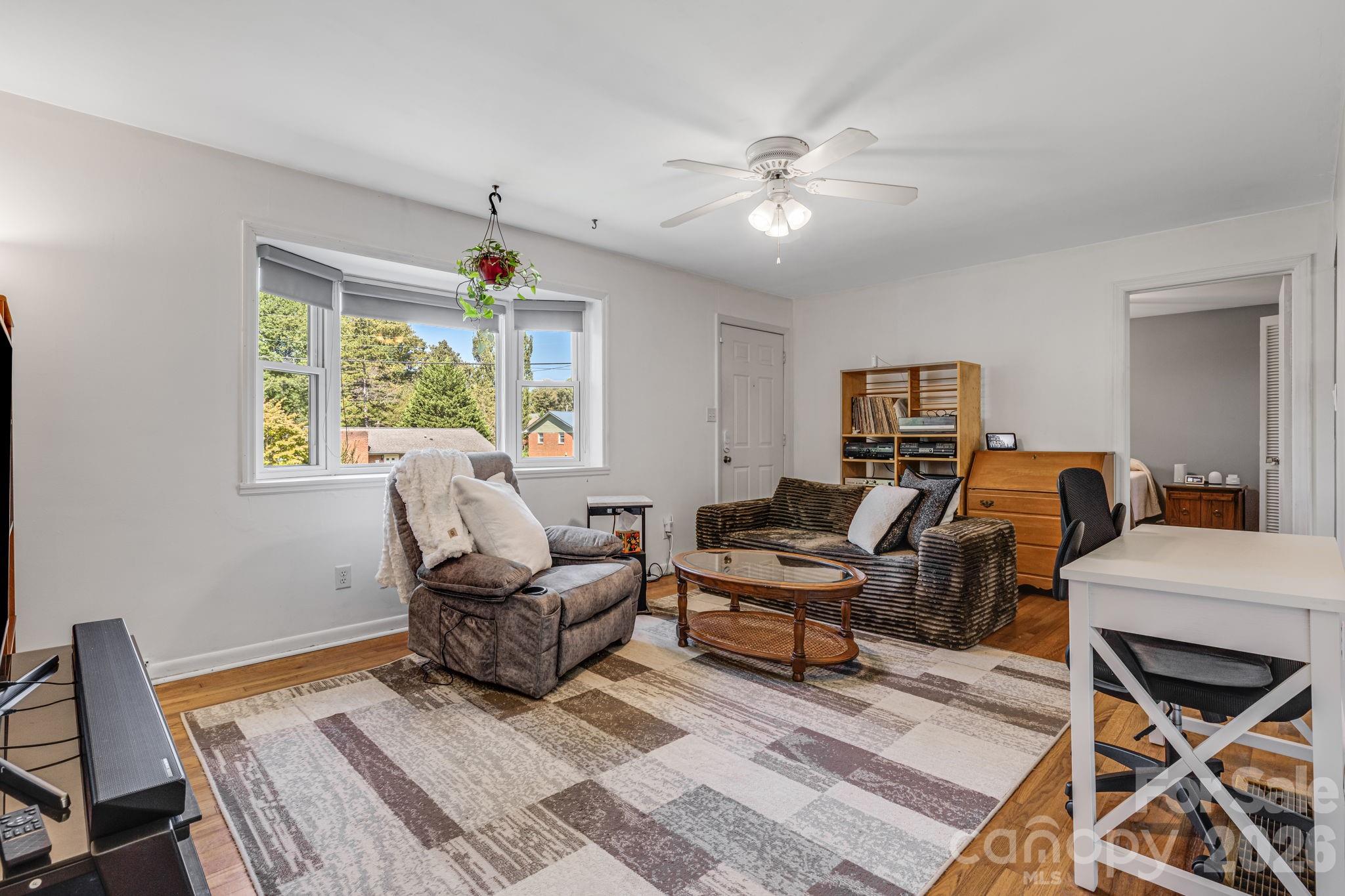 Beautiful Bay Window - 376 School Road E, Asheville
