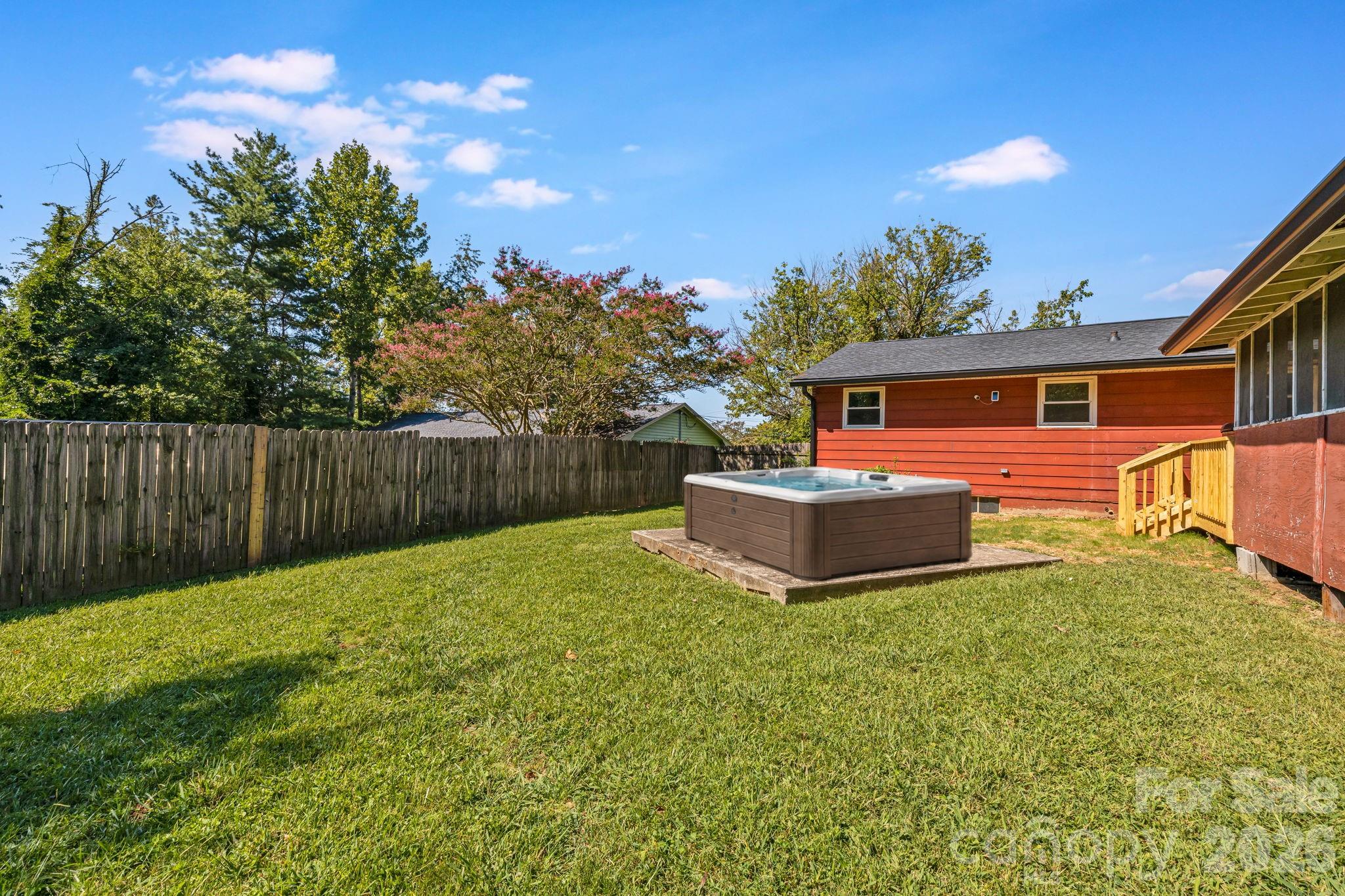 Virtual Hot Tub - 376 School Road E, Asheville