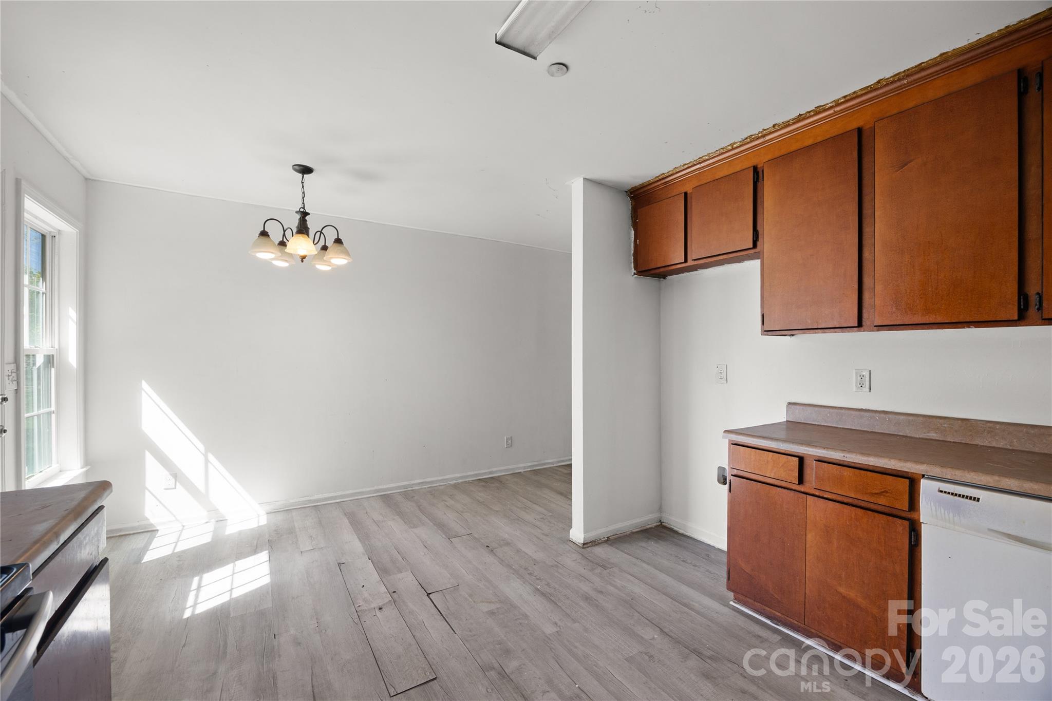Kitchen - 802 N Shaver Street, Salisbury