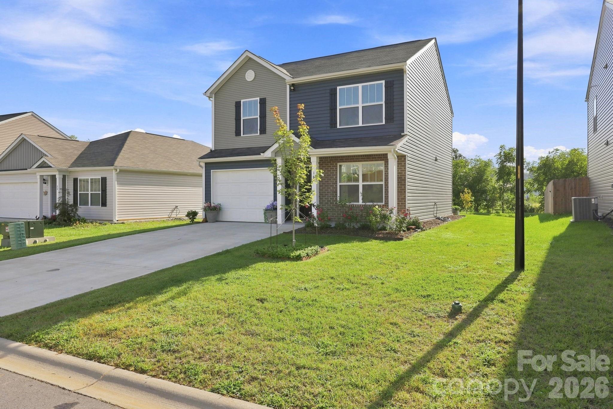 Single Family Residence at 16 Madelyn Drive, Clyde, photo 2 of 22