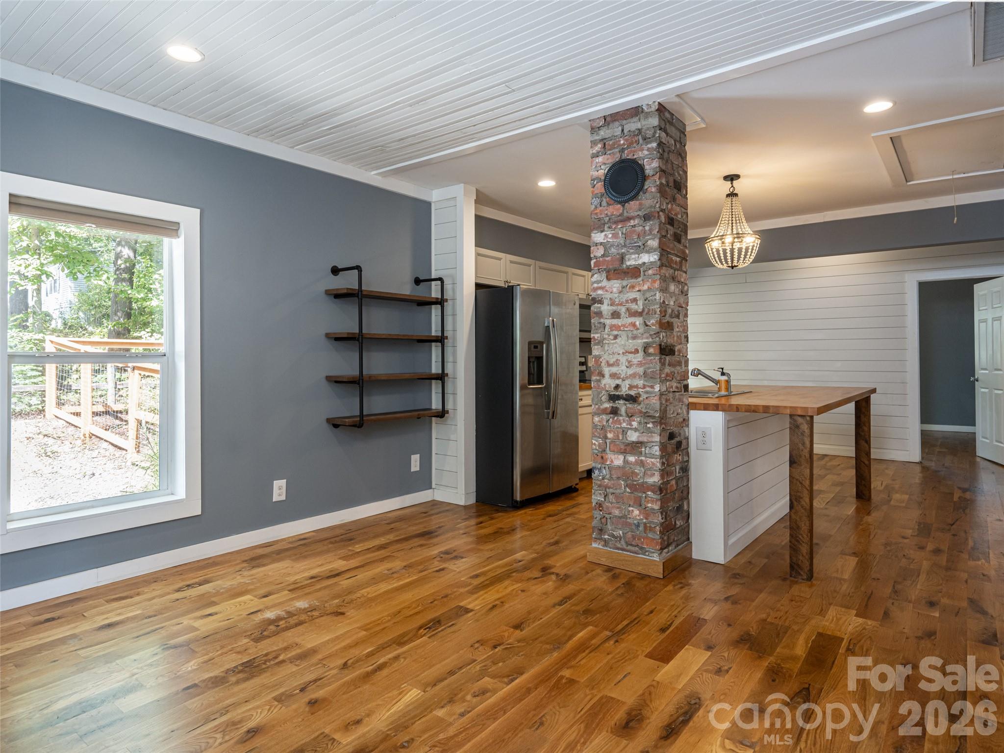 Single Family Residence at 306 Mccoy Cove Road, Black Mountain, photo 4 of 48