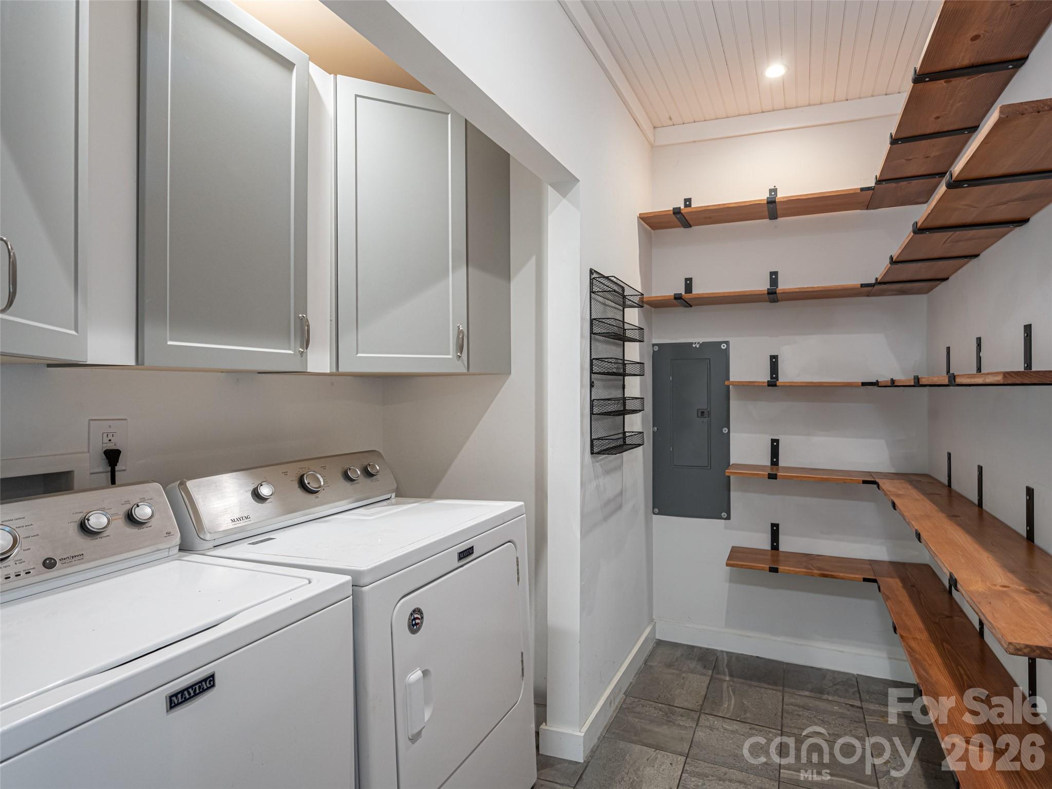 Single Family Residence at 306 Mccoy Cove Road, Black Mountain, photo 15 of 48