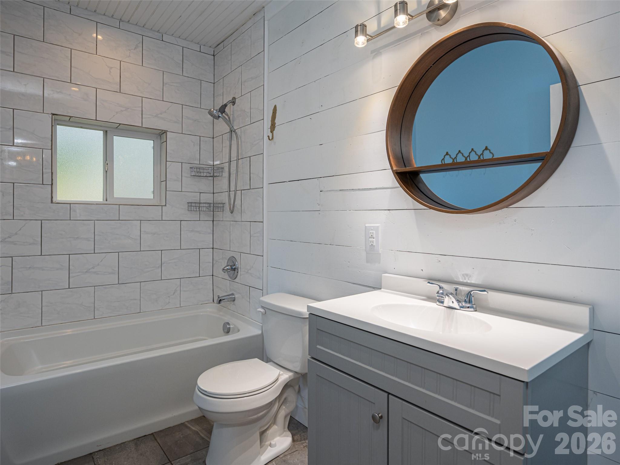 Single Family Residence at 306 Mccoy Cove Road, Black Mountain, photo 25 of 48