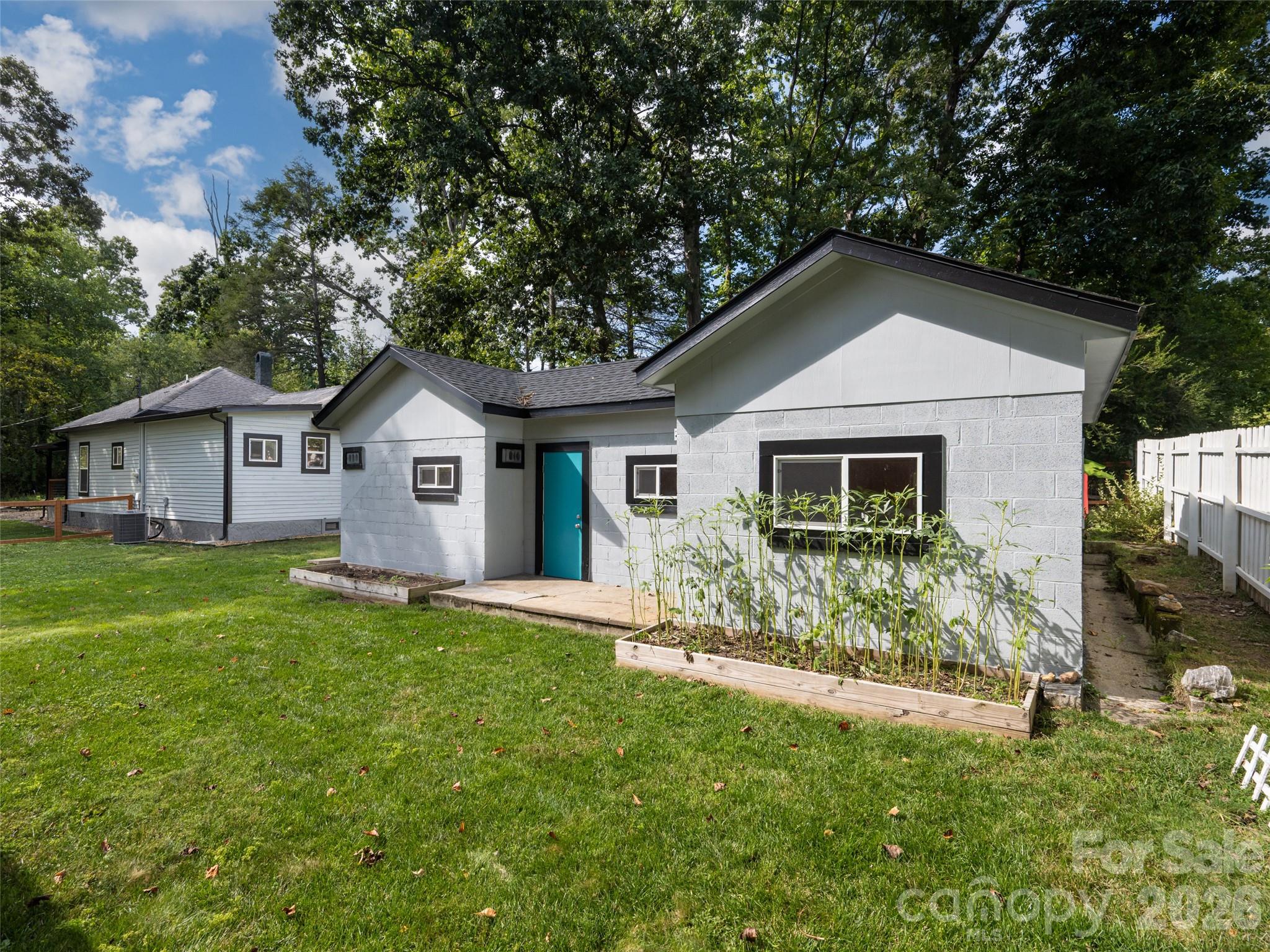 Single Family Residence at 306 Mccoy Cove Road, Black Mountain, photo 36 of 48