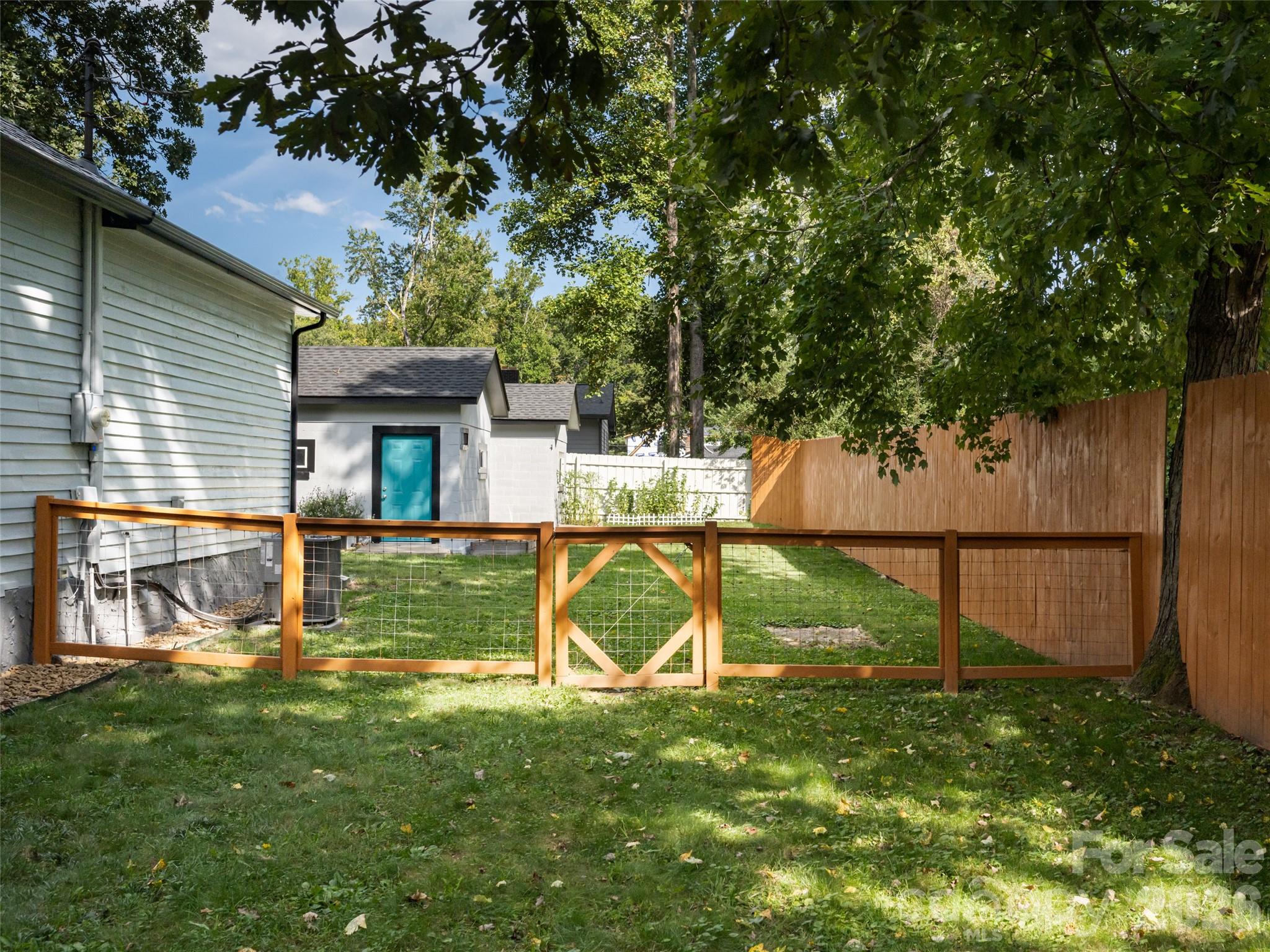 Single Family Residence at 306 Mccoy Cove Road, Black Mountain, photo 43 of 48