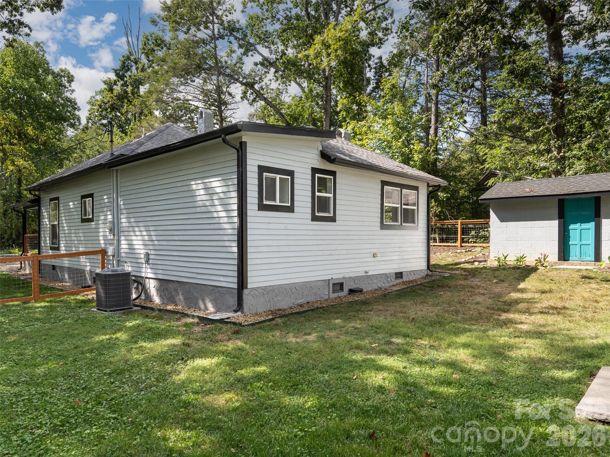 Single Family Residence at 306 Mccoy Cove Road, Black Mountain, photo 44 of 48