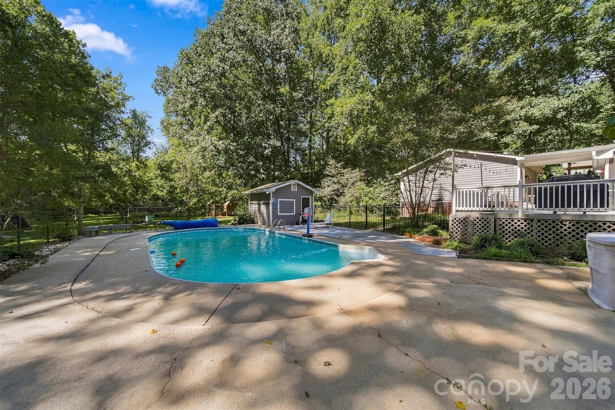 Single Family Residence at 1602 Fairway Drive, Newton, photo 37 of 46