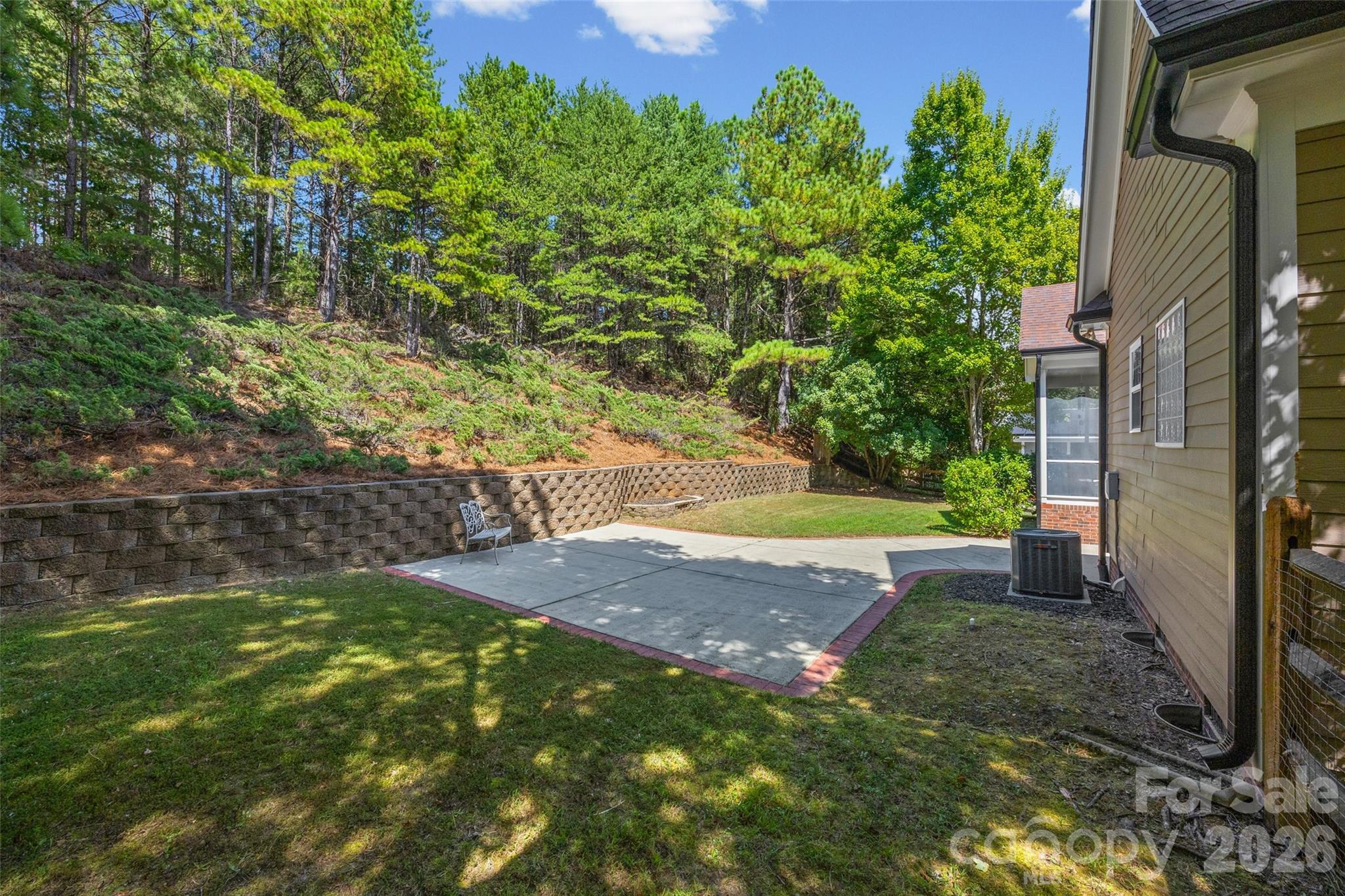 Single Family Residence at 1063 Hunters Run Drive, Tega Cay, photo 27 of 41
