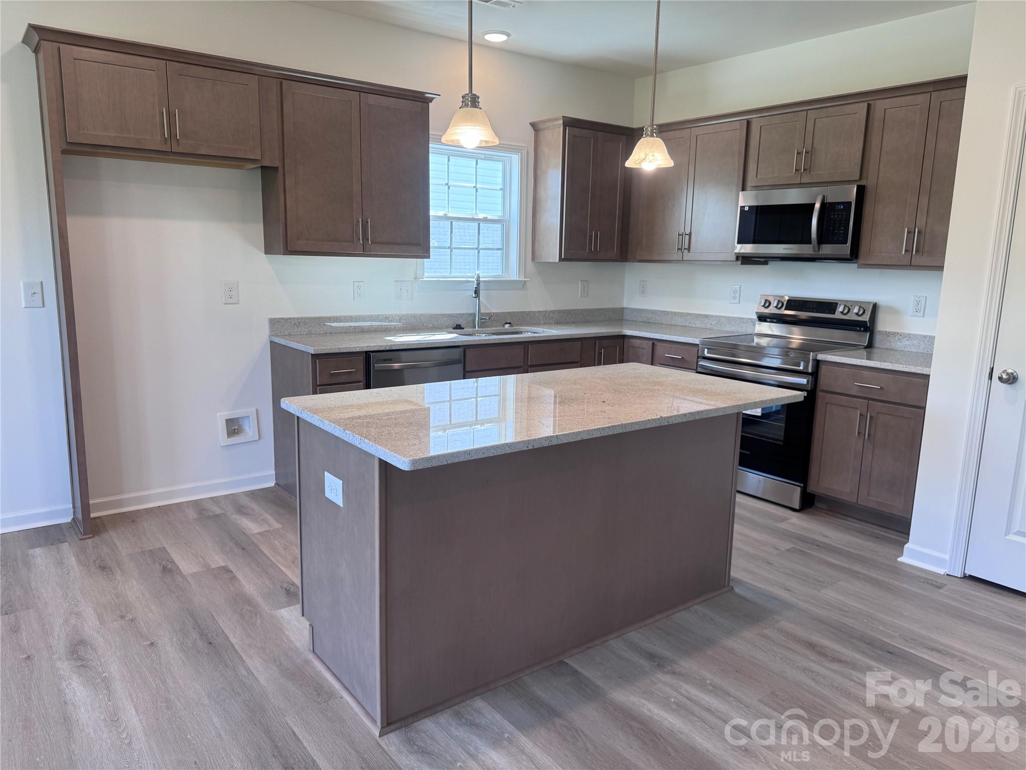 Single Family Residence at 240 Waylon Court, Lexington, photo 3 of 13