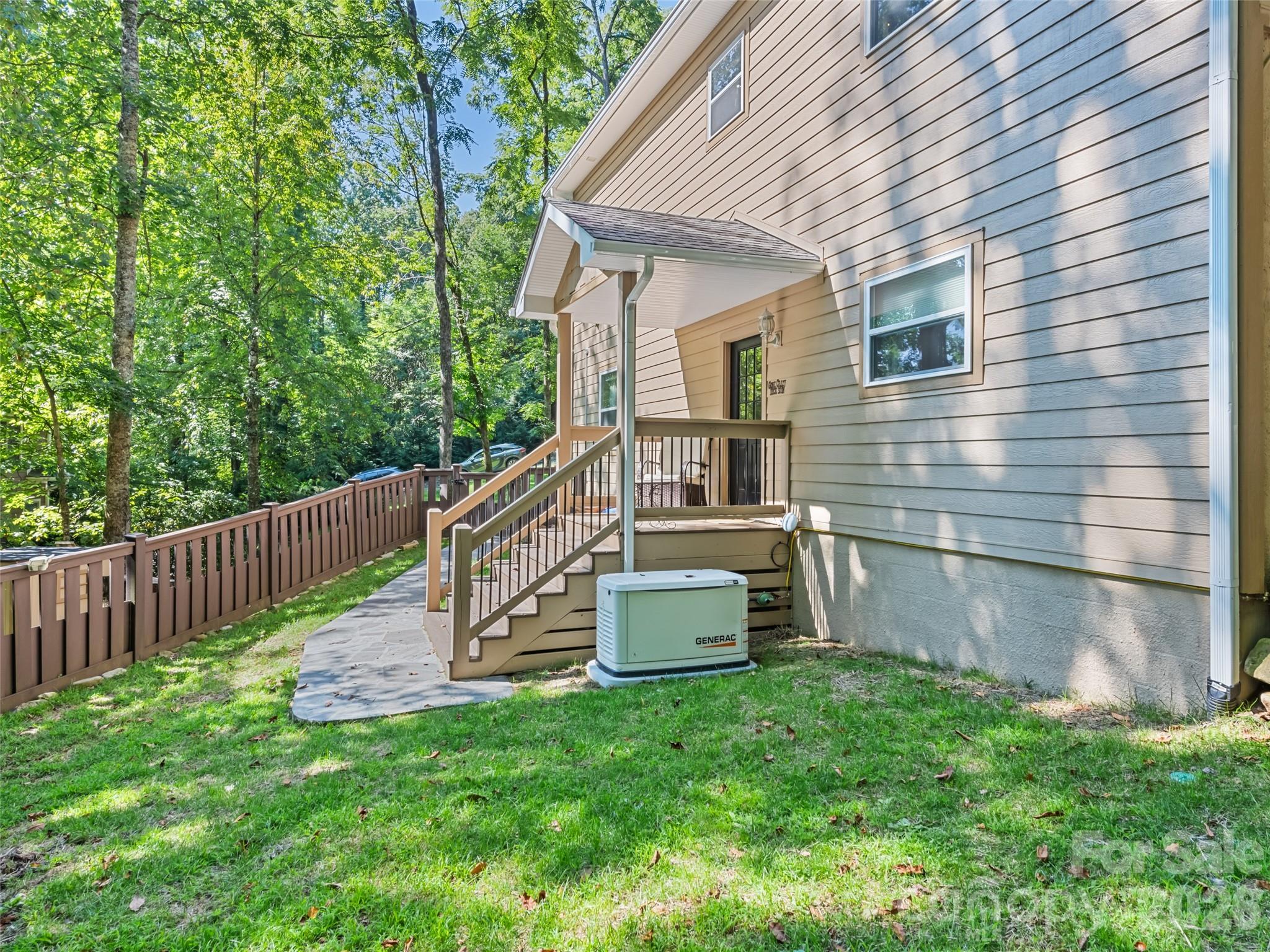 Single Family Residence at 100 Loafer Lane, Waynesville, photo 6 of 47