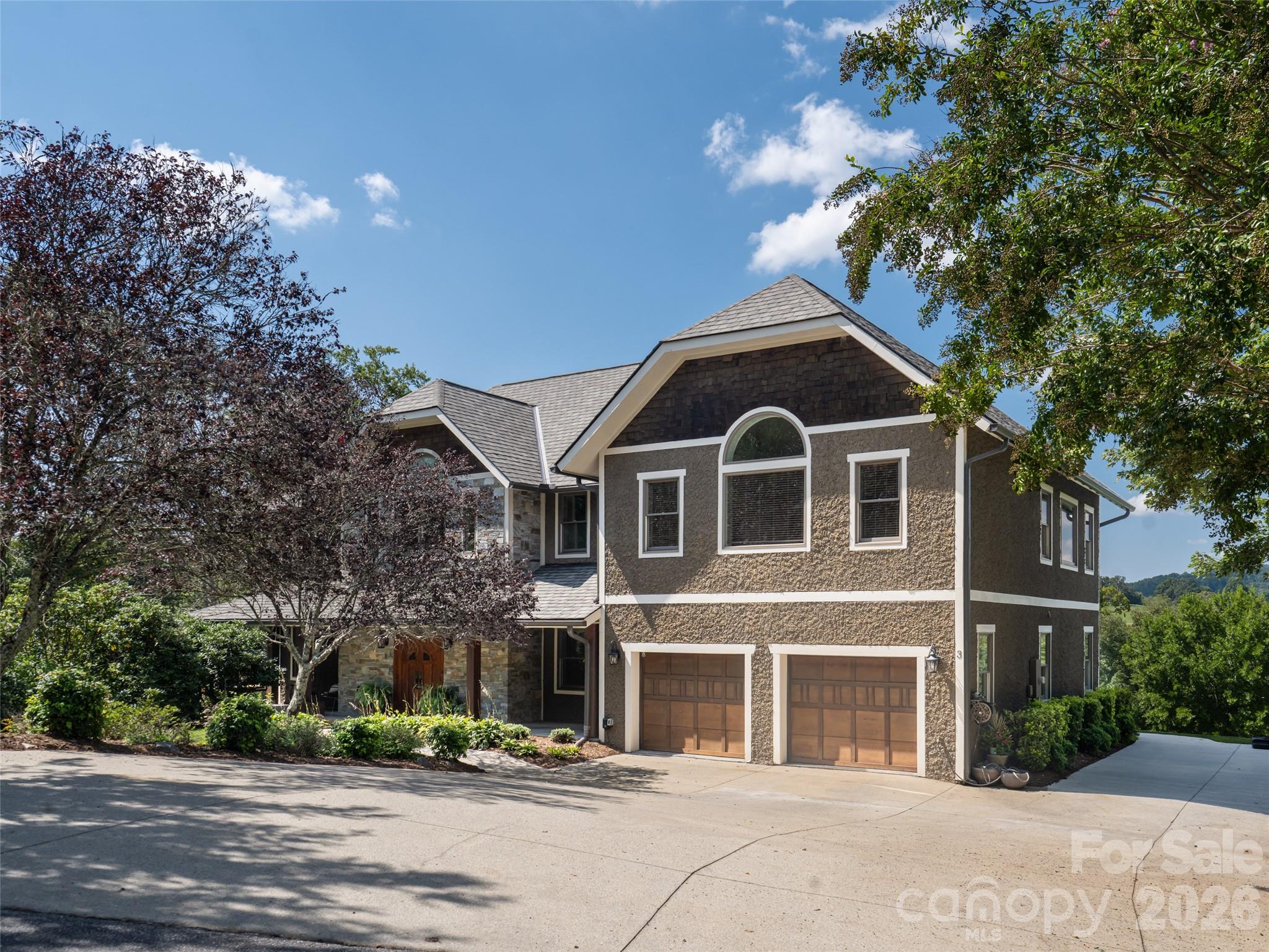 Single Family Residence at 3 Blue Heron Drive, Fletcher, photo 3 of 48