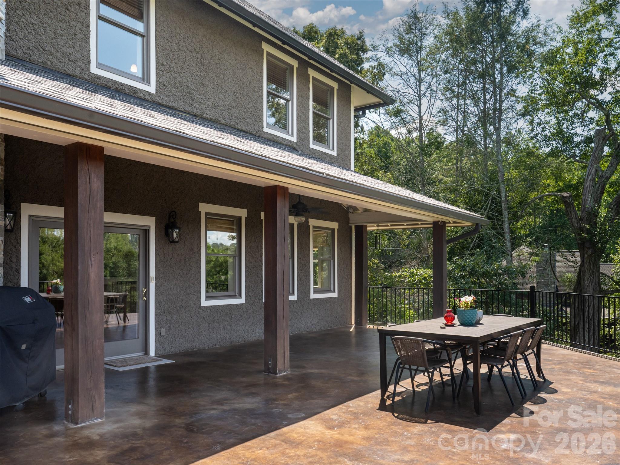Single Family Residence at 3 Blue Heron Drive, Fletcher, photo 35 of 48