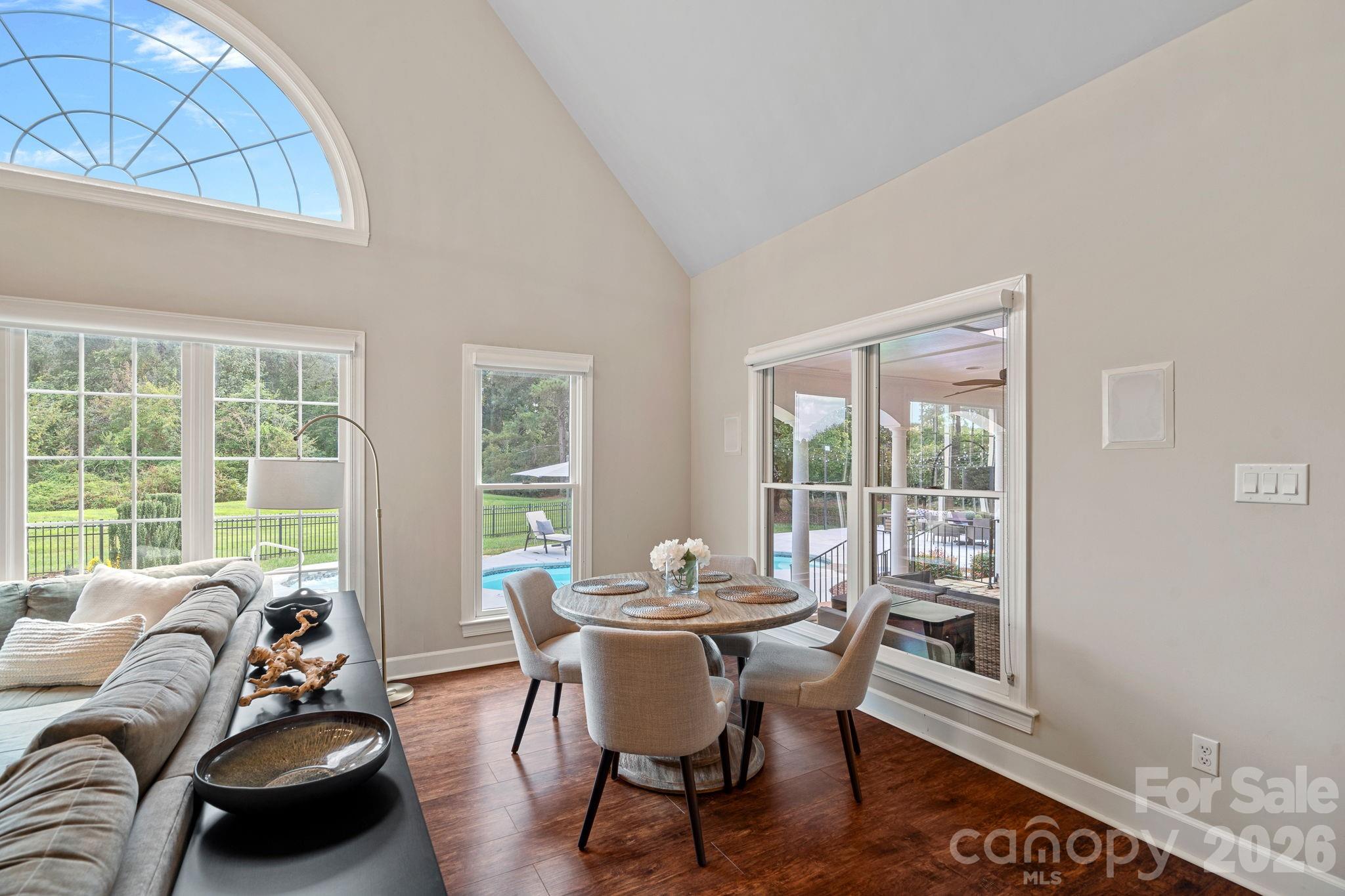 Single Family Residence at 18806 Boundary Oaks Court, Davidson, photo 11 of 48
