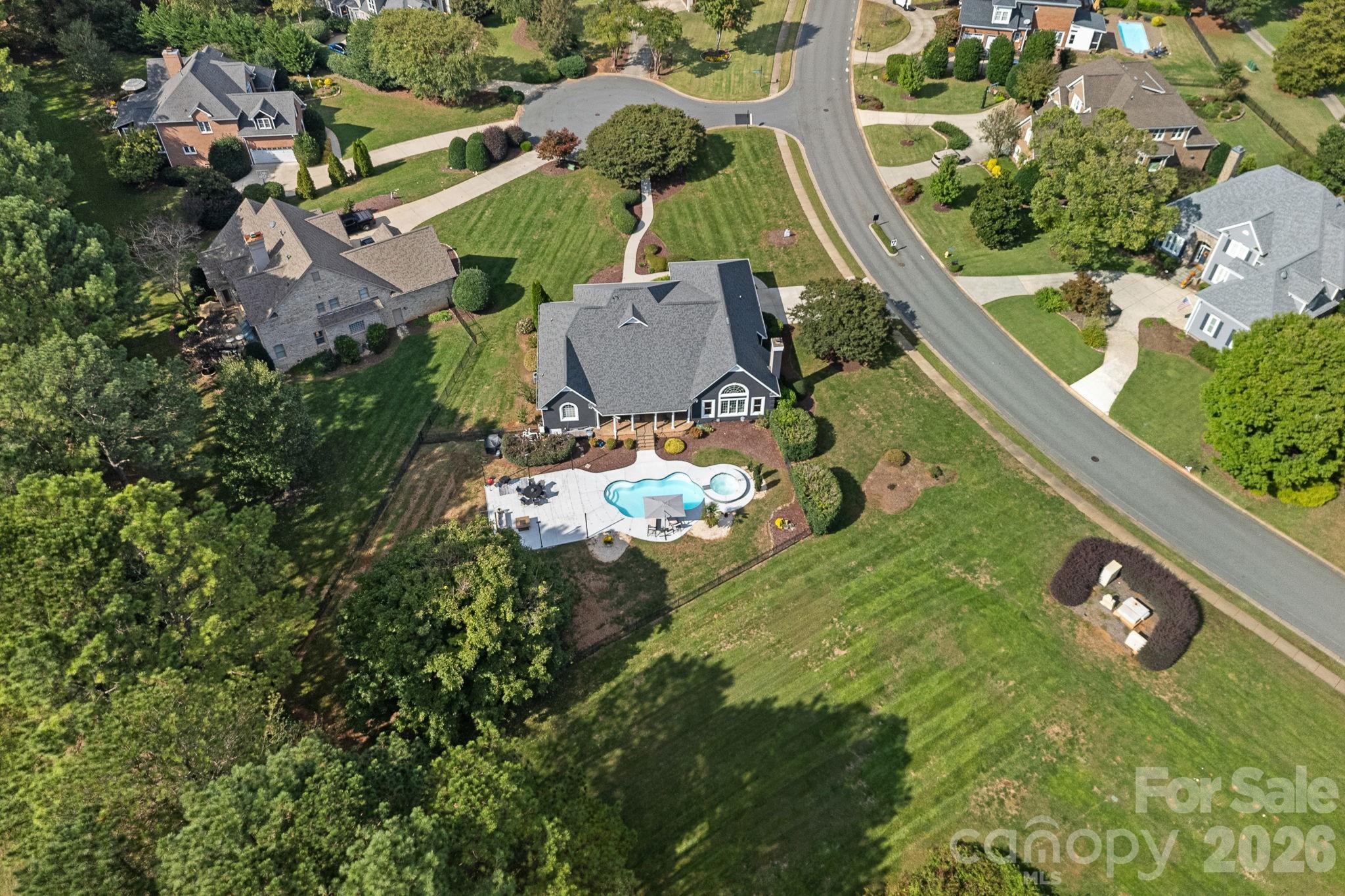 Single Family Residence at 18806 Boundary Oaks Court, Davidson, photo 43 of 48