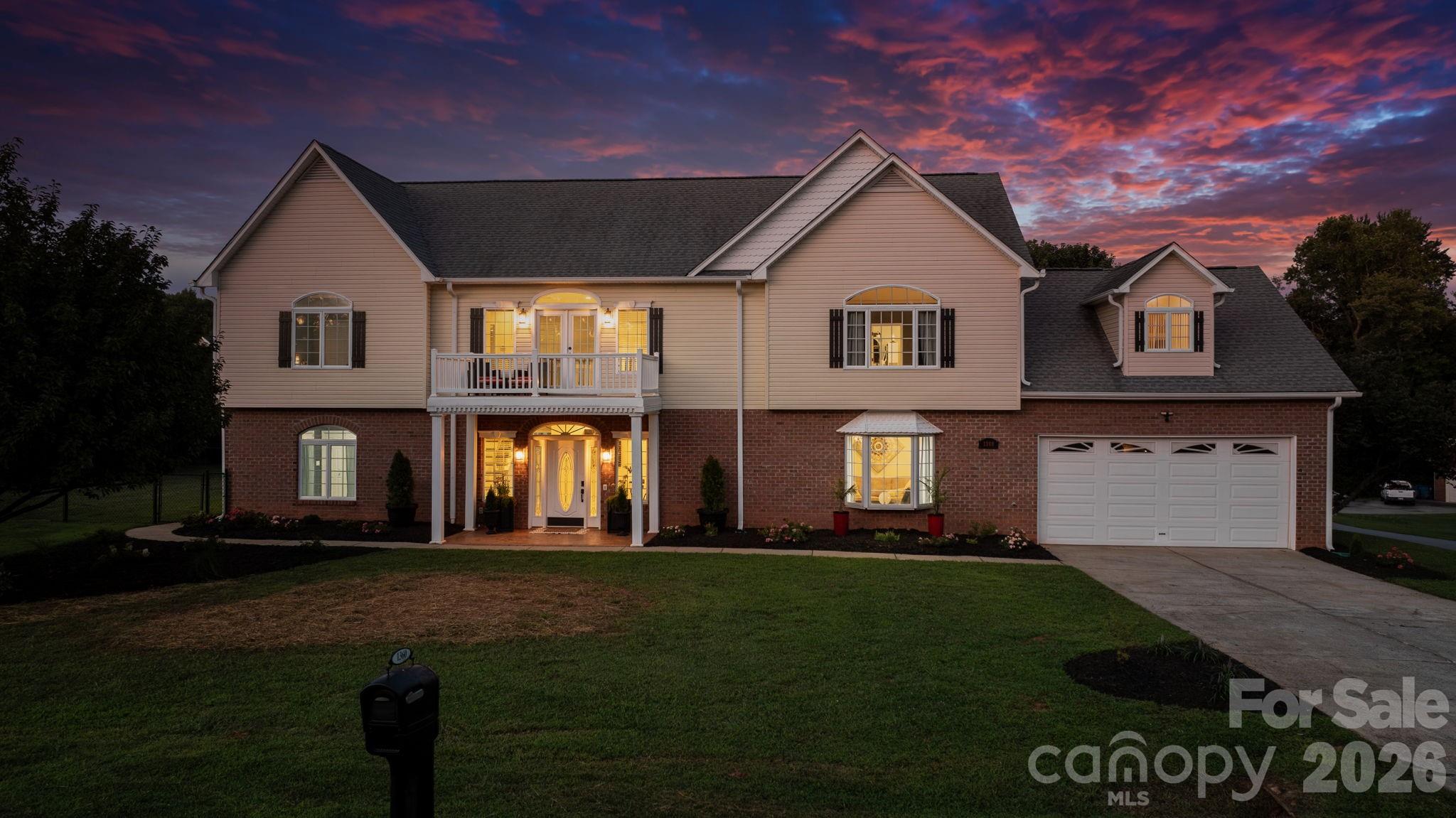 Single Family Residence at 1360 Sweet briar Lane, Hickory, photo 39 of 47