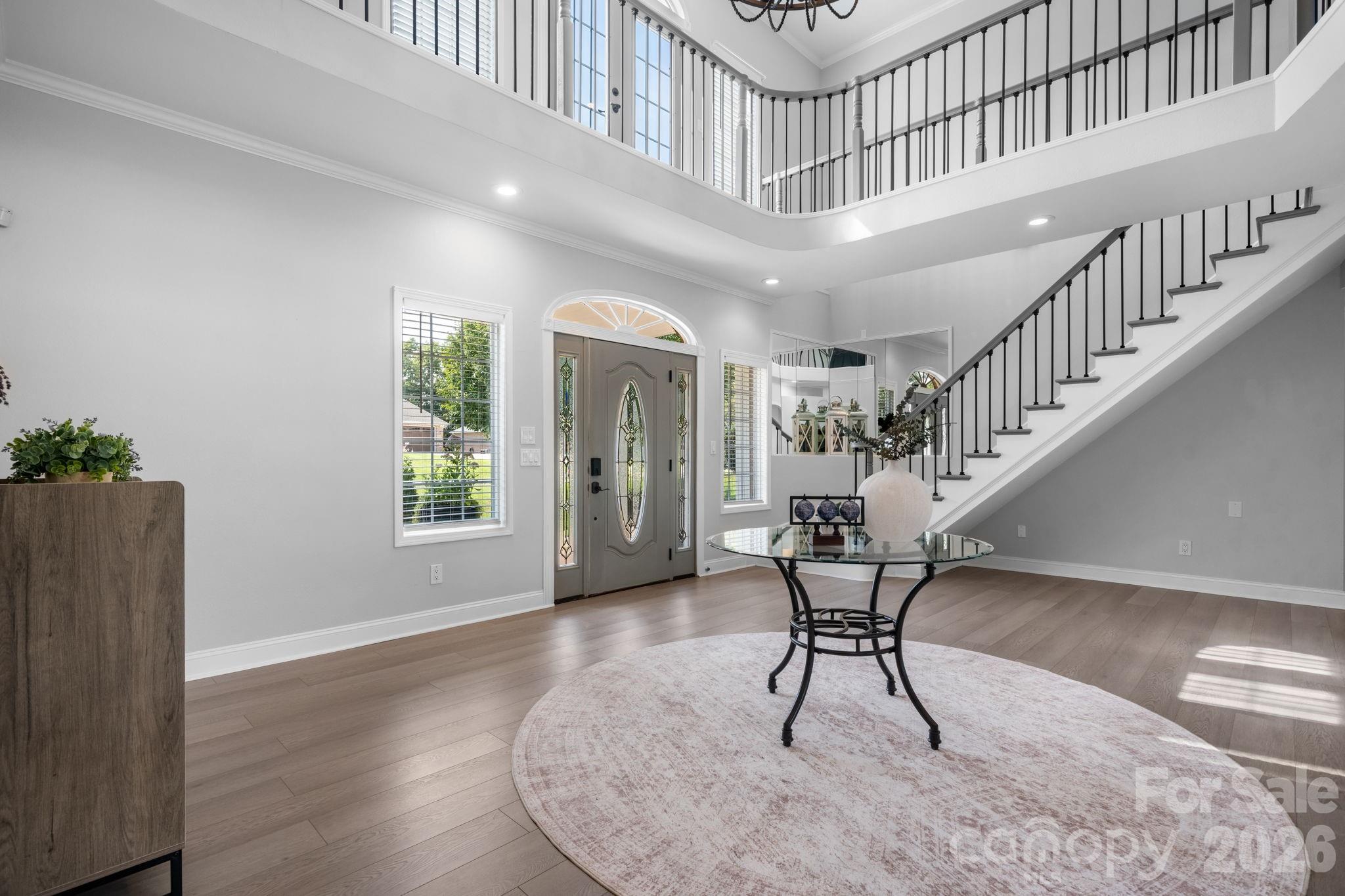 Single Family Residence at 1360 Sweet briar Lane, Hickory, photo 5 of 47