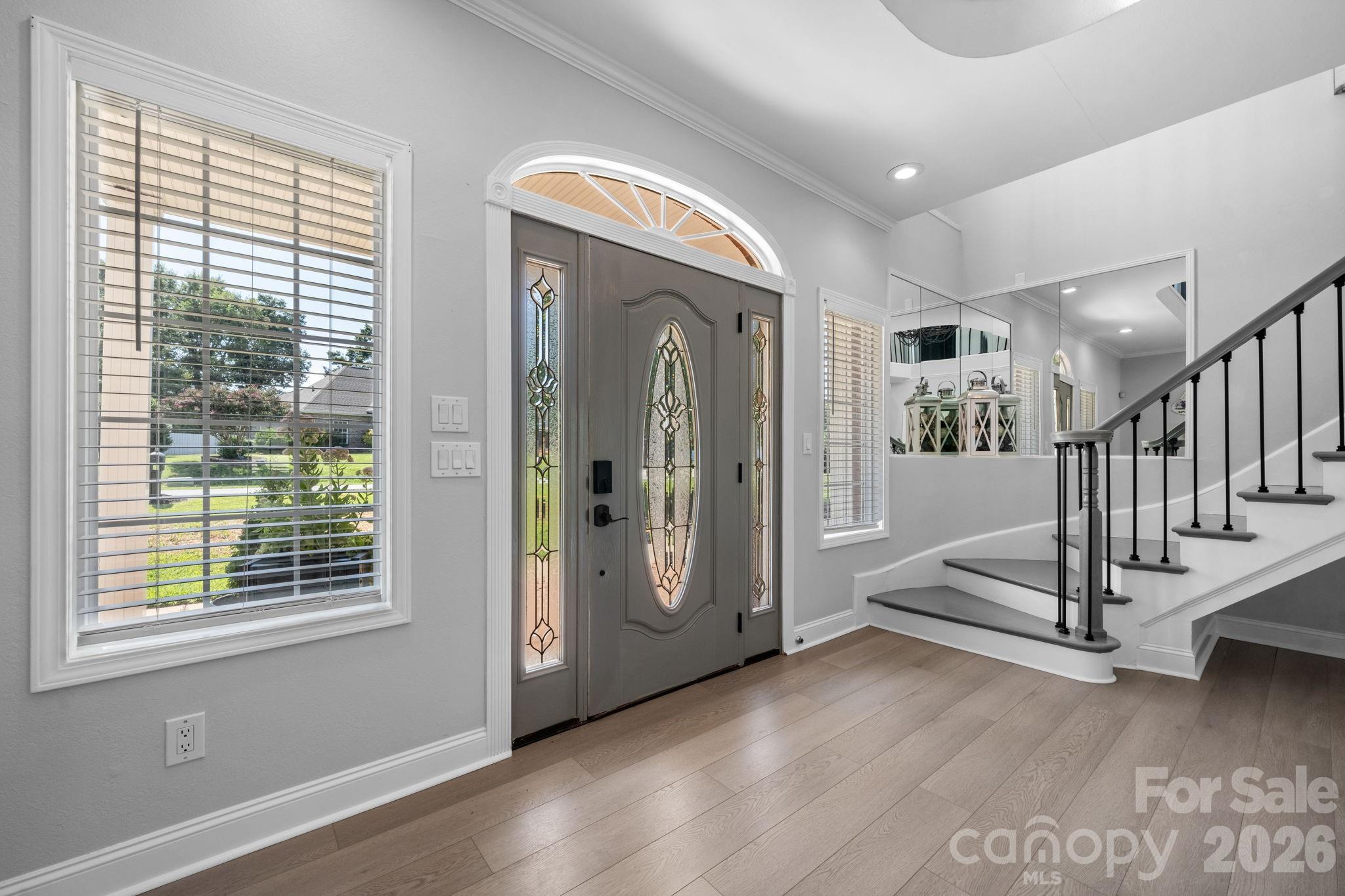 Single Family Residence at 1360 Sweet briar Lane, Hickory, photo 6 of 47