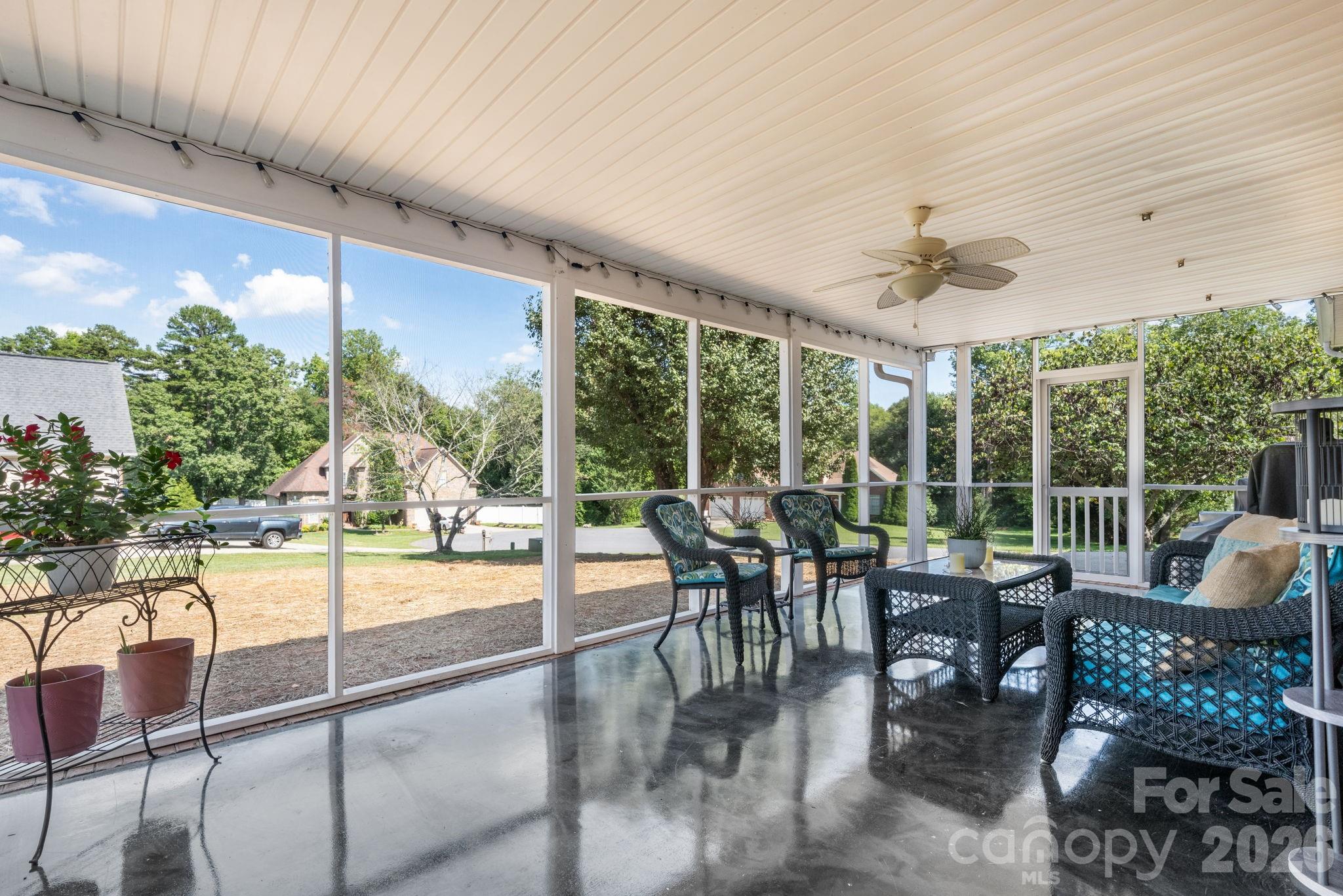 Single Family Residence at 1360 Sweet briar Lane, Hickory, photo 35 of 47