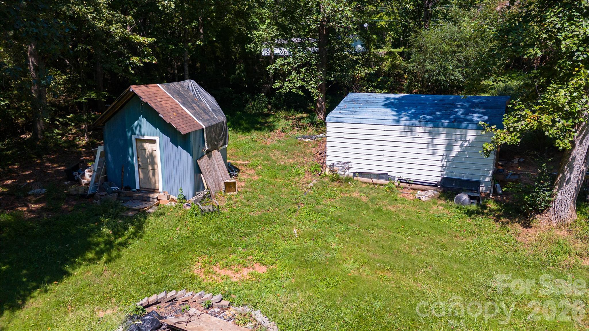 Single Family Residence at 1642 Bradford Mountain Road, Lenoir, photo 7 of 18