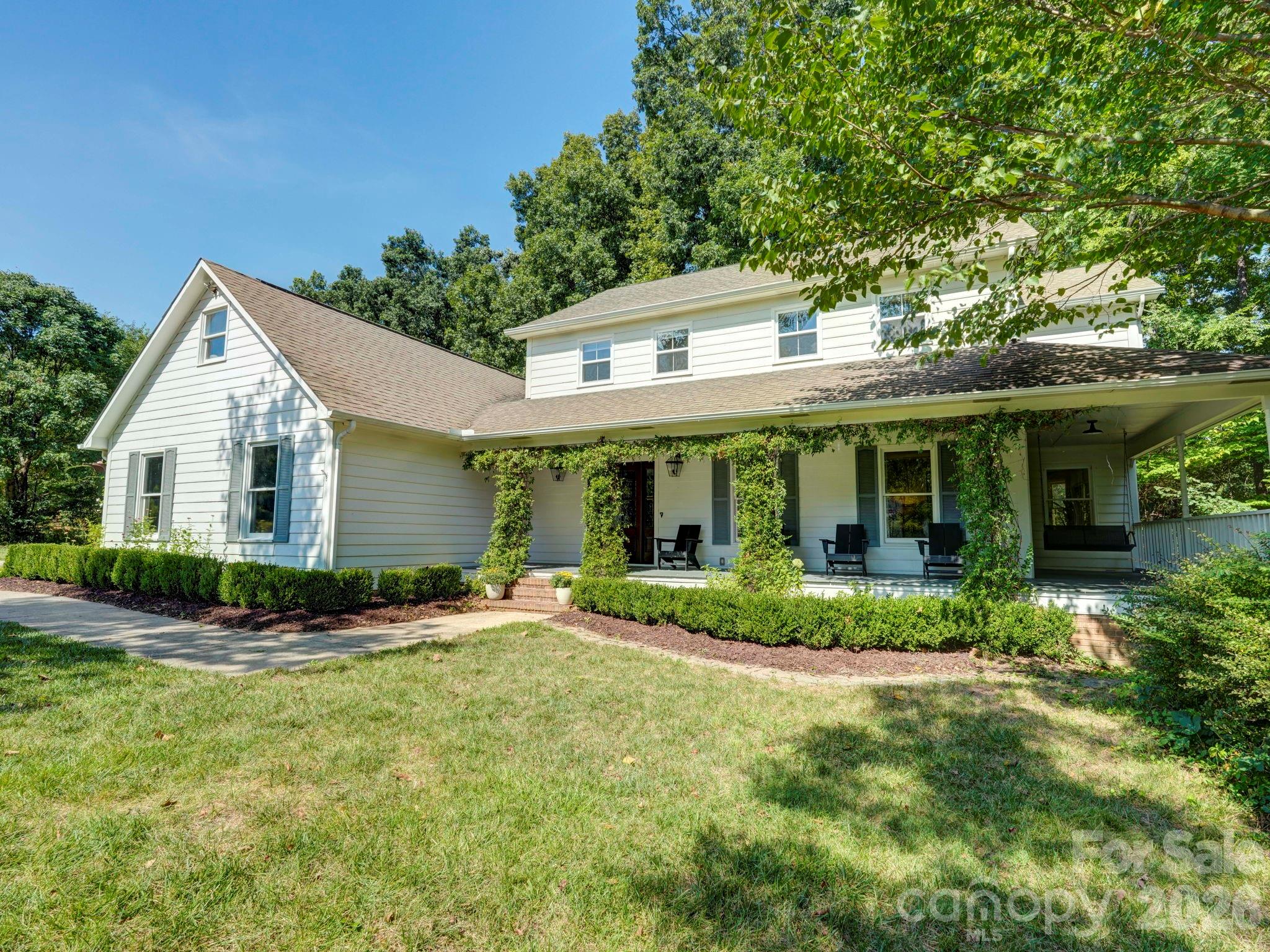 Single Family Residence at 1179 Aspen Way, Concord, photo 2 of 46