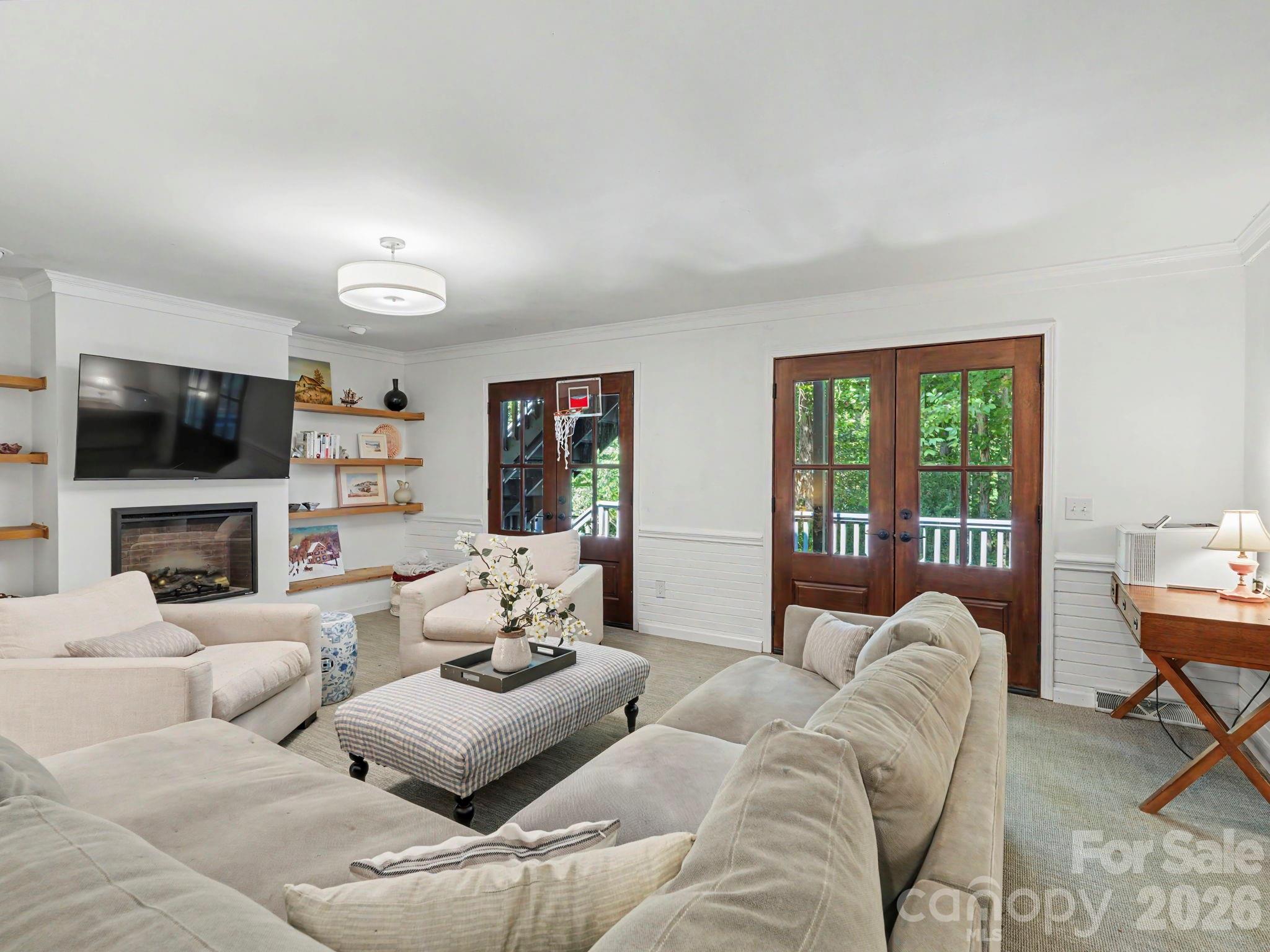 Single Family Residence at 1179 Aspen Way, Concord, photo 8 of 46