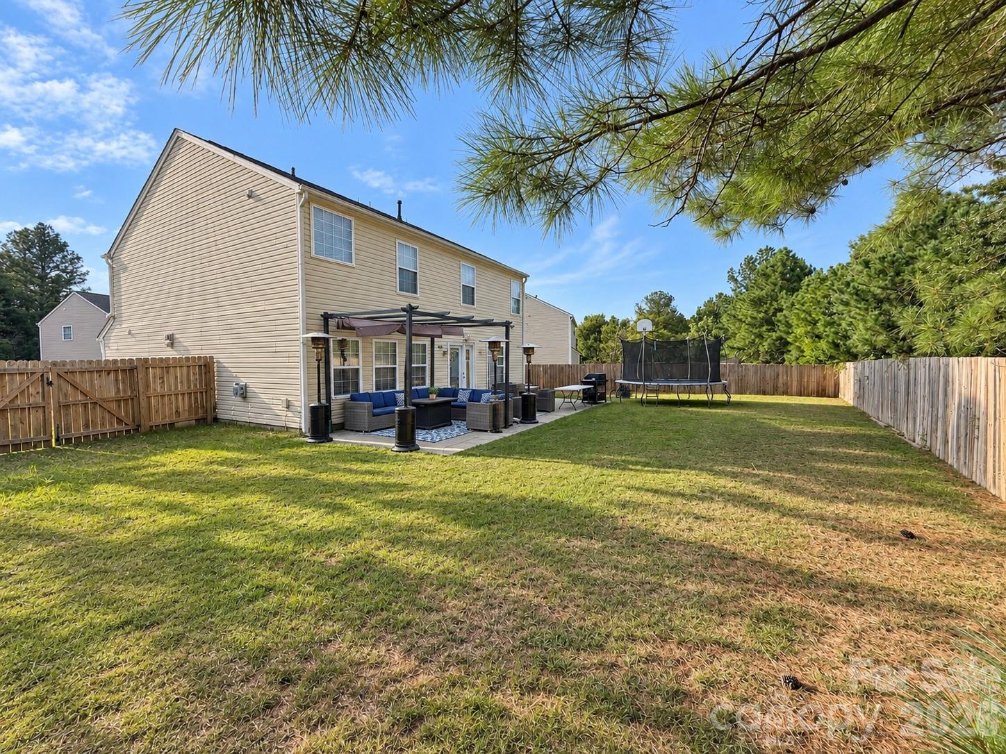 Single Family Residence at 4912 Alenja Lane, Raleigh, photo 35 of 38