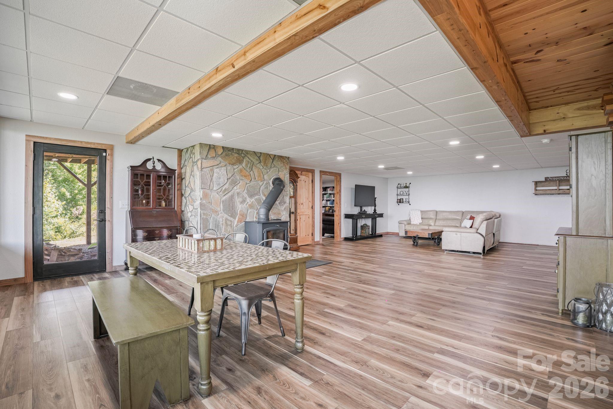 Single Family Residence at 84 Mountain Top Drive, Marion, photo 28 of 48