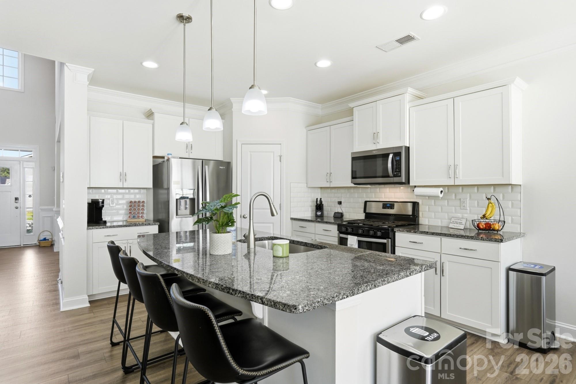 Single Family Residence at 6013 Redwood Pine Road, Concord, photo 10 of 41