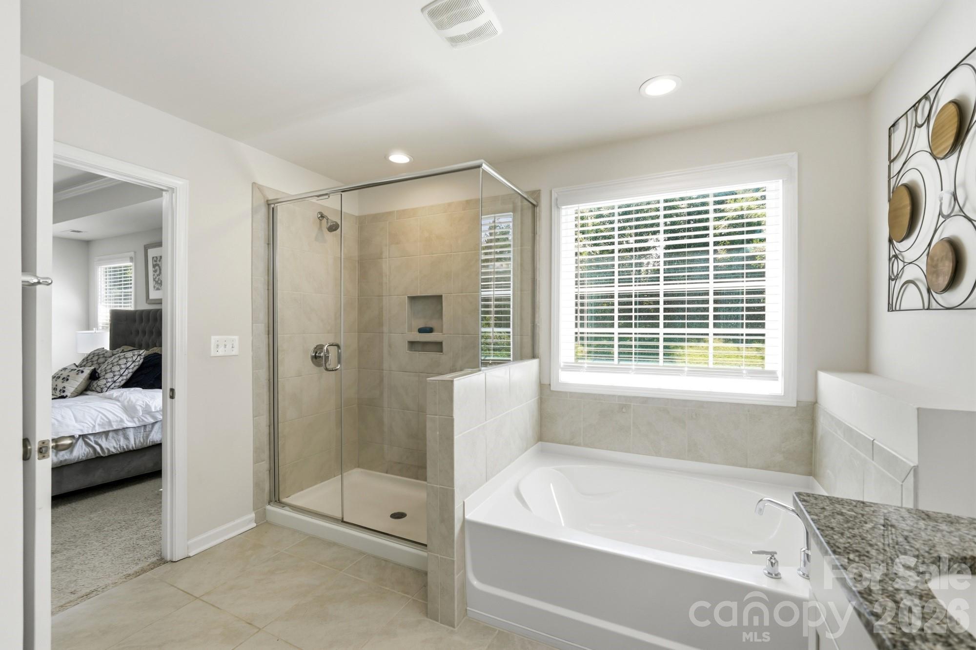 5 piece - 6013 Redwood Pine Road, Concord