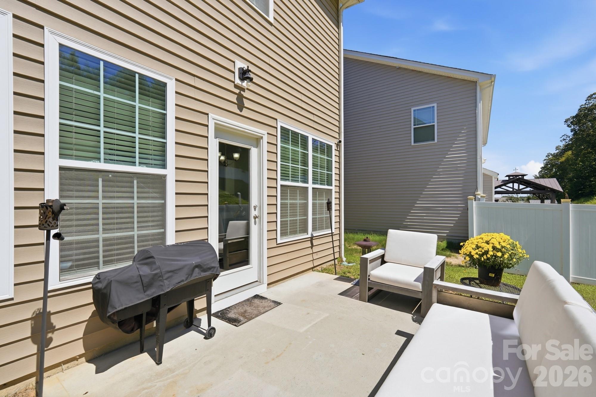 Single Family Residence at 6013 Redwood Pine Road, Concord, photo 34 of 41
