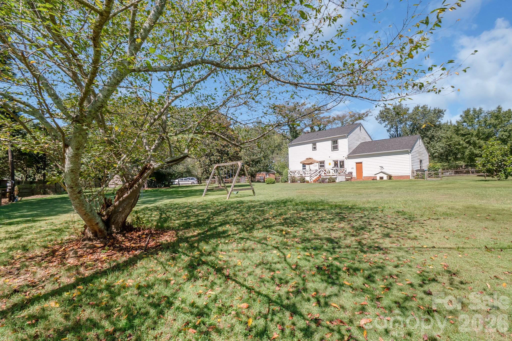 Lots of space - 13136 Blacksmith Court, Matthews