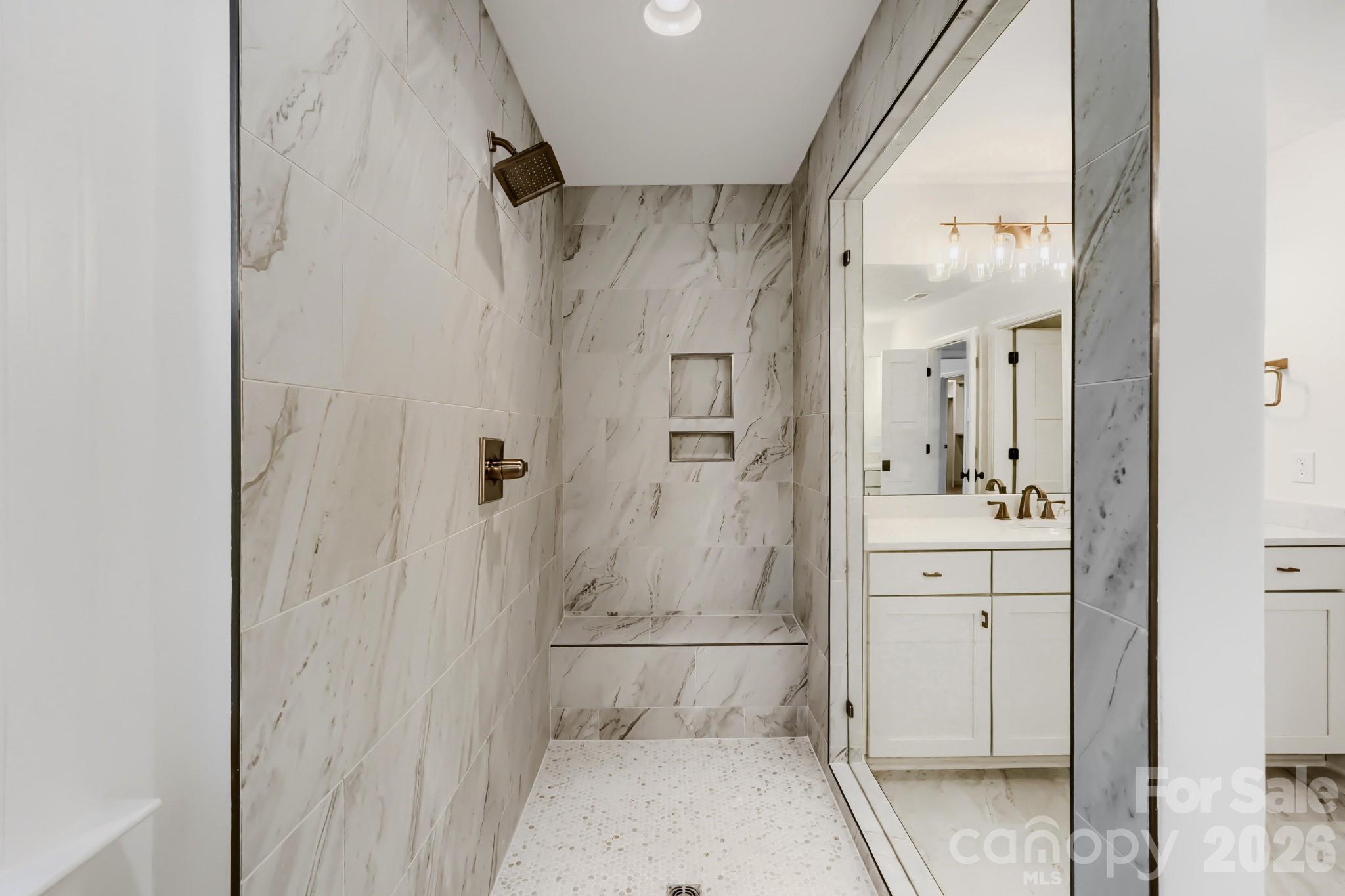 Primary Shower - 3210 Timber Run Lane, Maiden