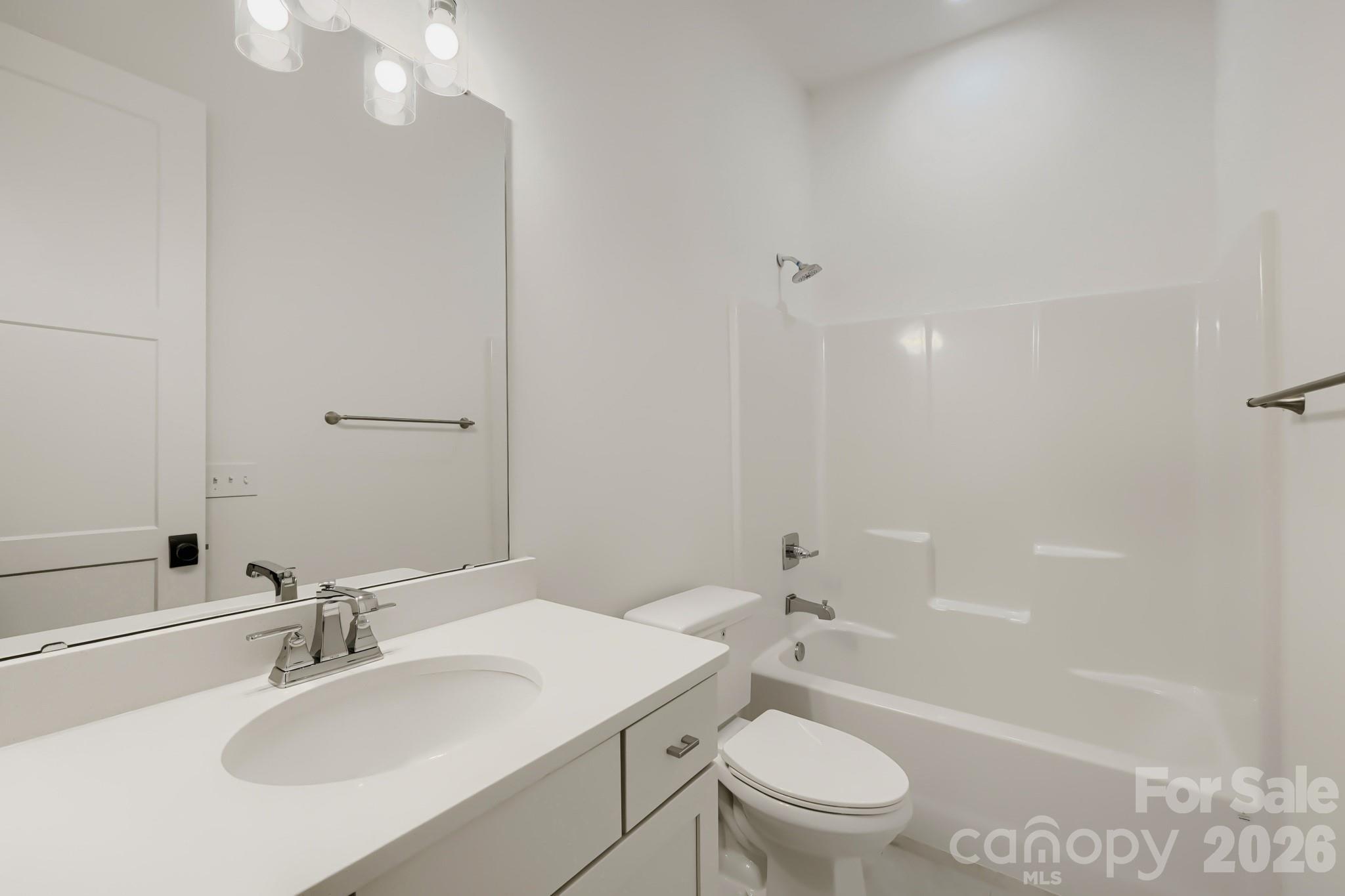 Full Bath 3 Down / Suite for Bedroom 4 - 3210 Timber Run Lane, Maiden