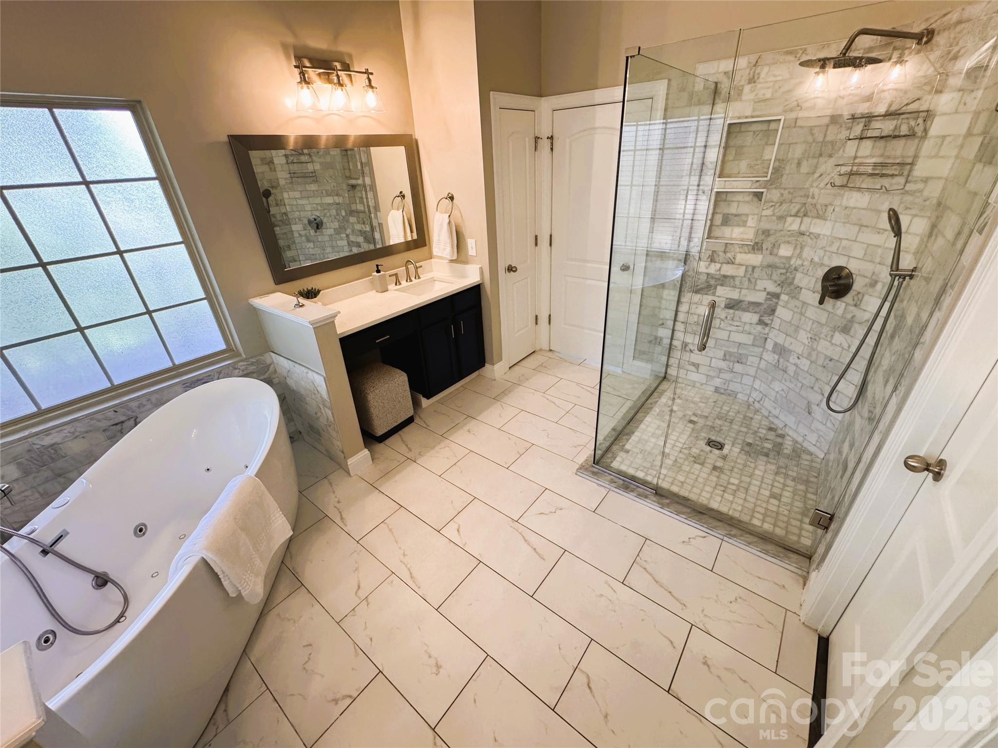 Single Family Residence at 3301 Carlisle Court, Fort Mill, photo 17 of 33