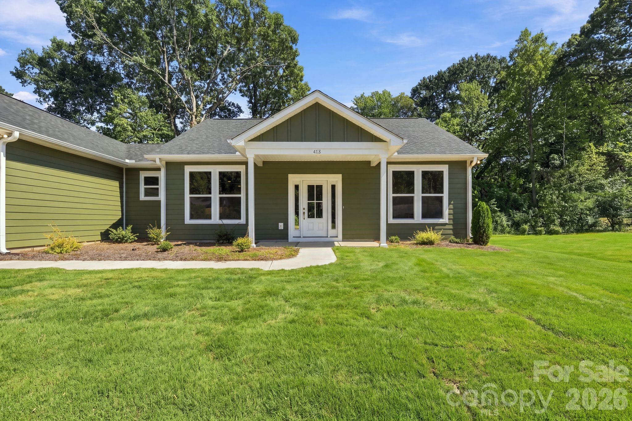 Single Family Residence at 413 Dogwood Lane, Statesville, photo 2 of 44