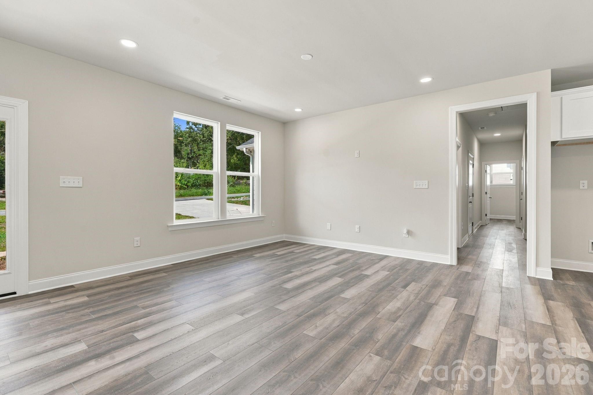 Single Family Residence at 413 Dogwood Lane, Statesville, photo 9 of 44