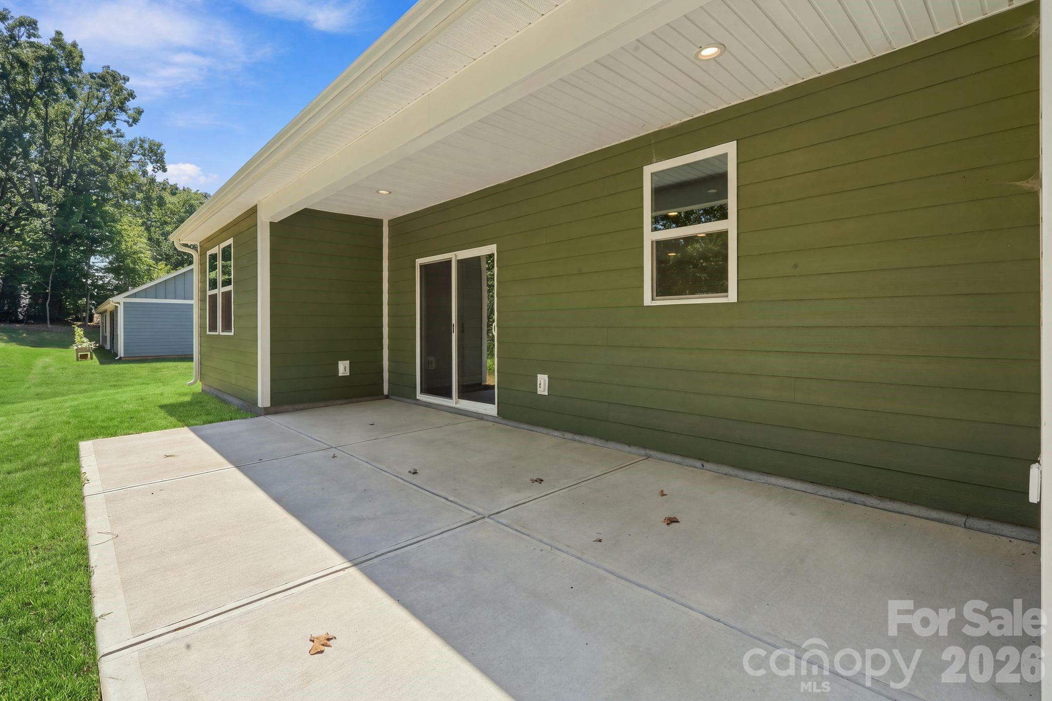 Single Family Residence at 413 Dogwood Lane, Statesville, photo 35 of 44