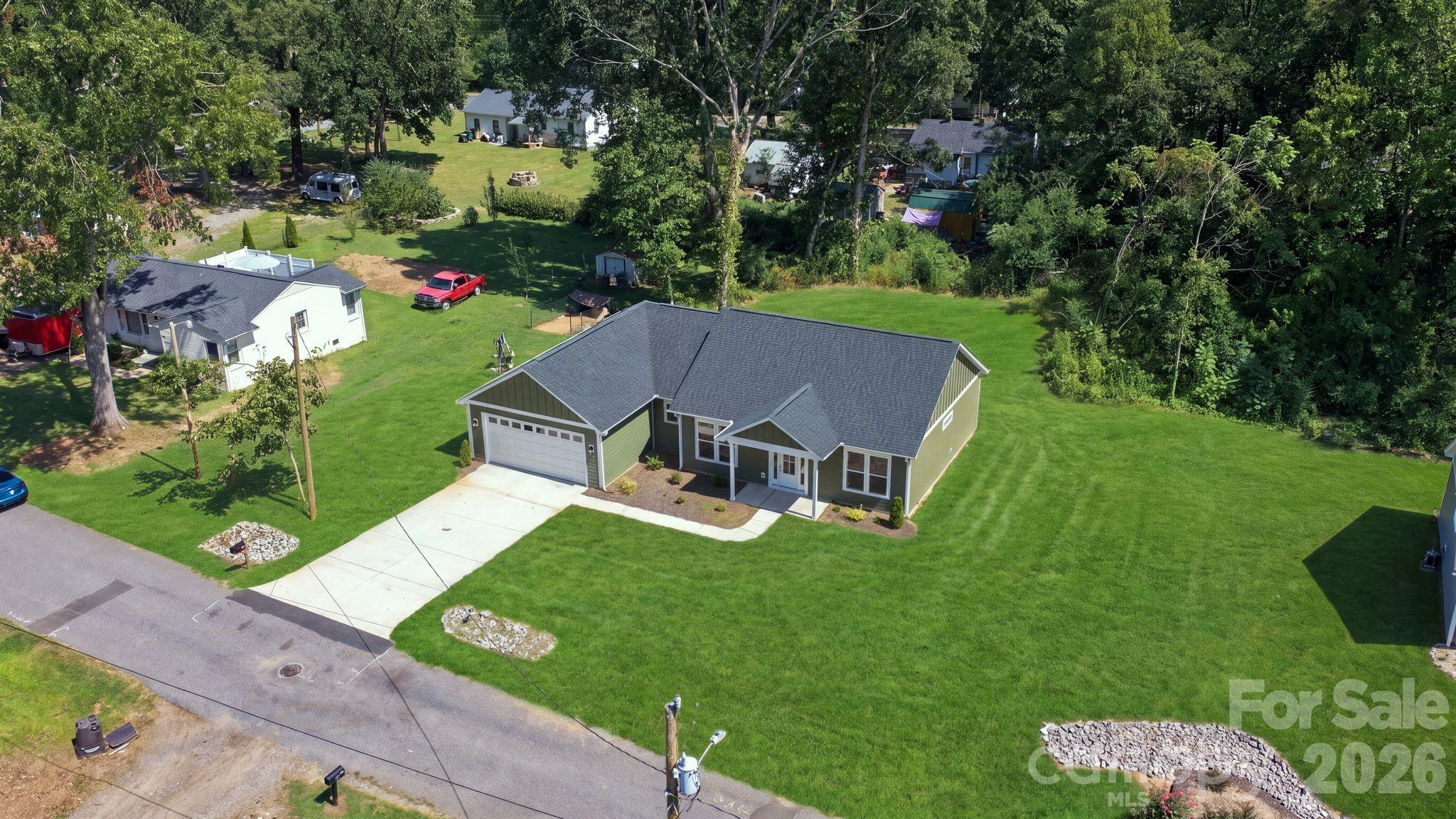 Single Family Residence at 413 Dogwood Lane, Statesville, photo 40 of 44