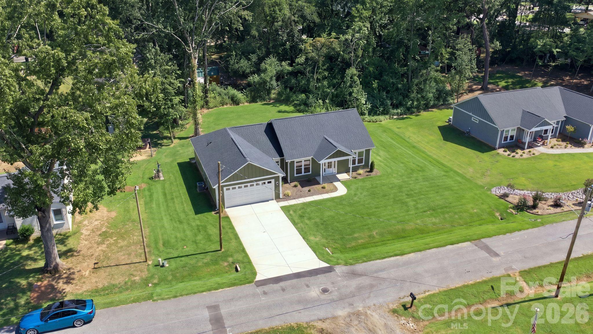 Single Family Residence at 413 Dogwood Lane, Statesville, photo 41 of 44