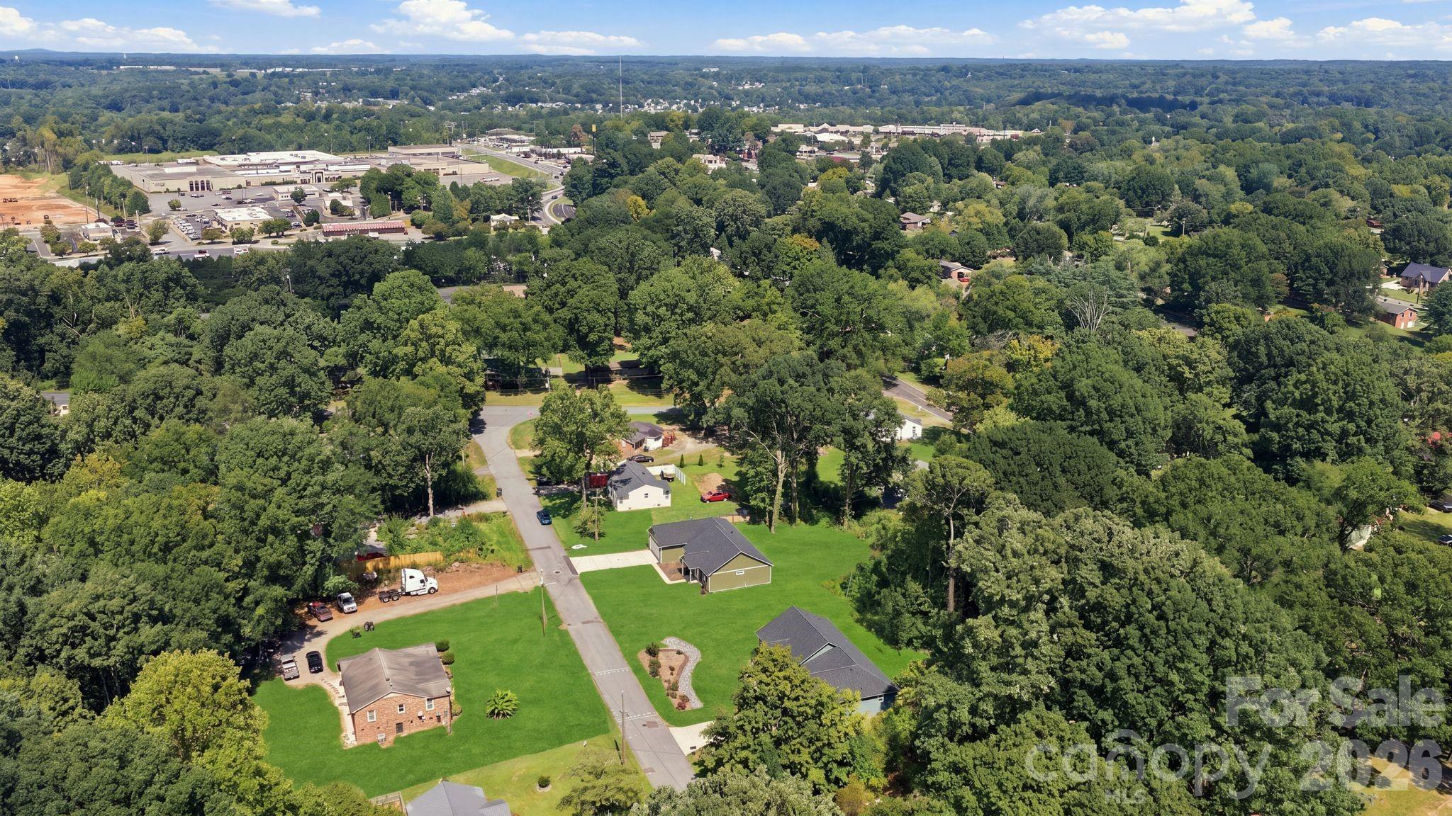 Single Family Residence at 413 Dogwood Lane, Statesville, photo 43 of 44