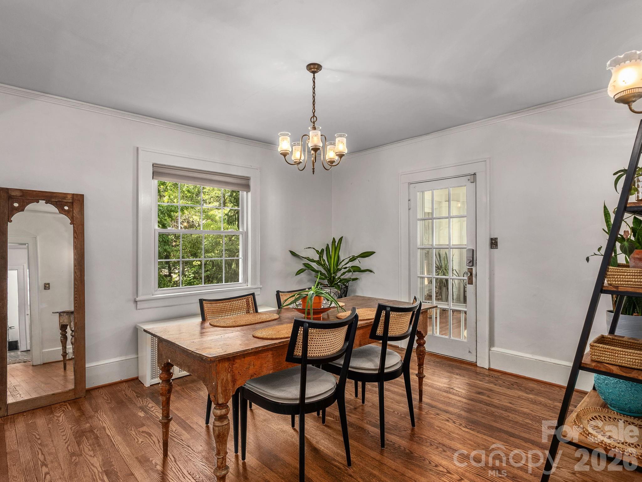 Single Family Residence at 303 Country Club Road, Asheville, photo 10 of 31
