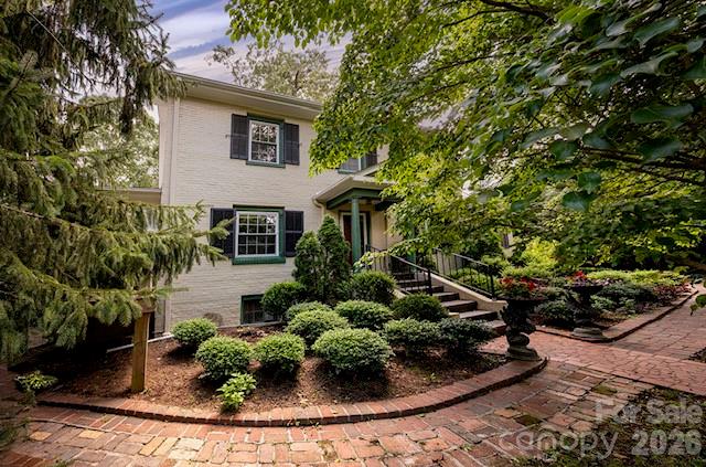 Single Family Residence at 303 Country Club Road, Asheville, photo 2 of 31